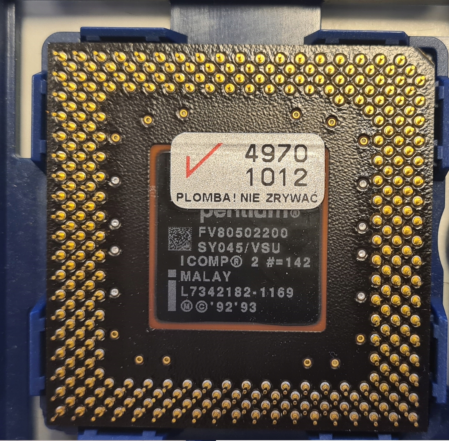 Intel Pentium MMX 200 200/16/66 SY045 Maksymalny pobór mocy 16 W