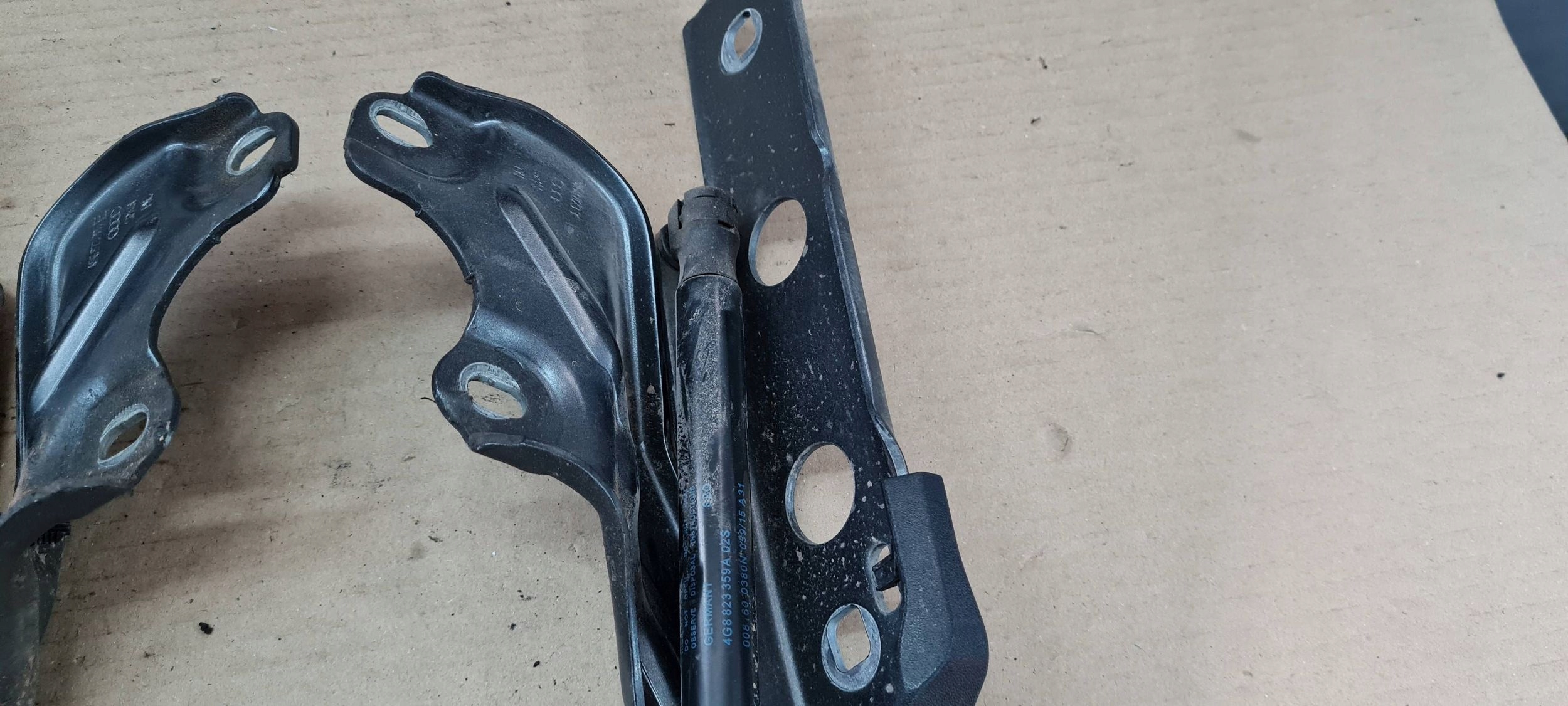 S6 A6 C7 4G LIFT hinge bonnet hinges left right 2X LZ7S A7 4G KOMPLET