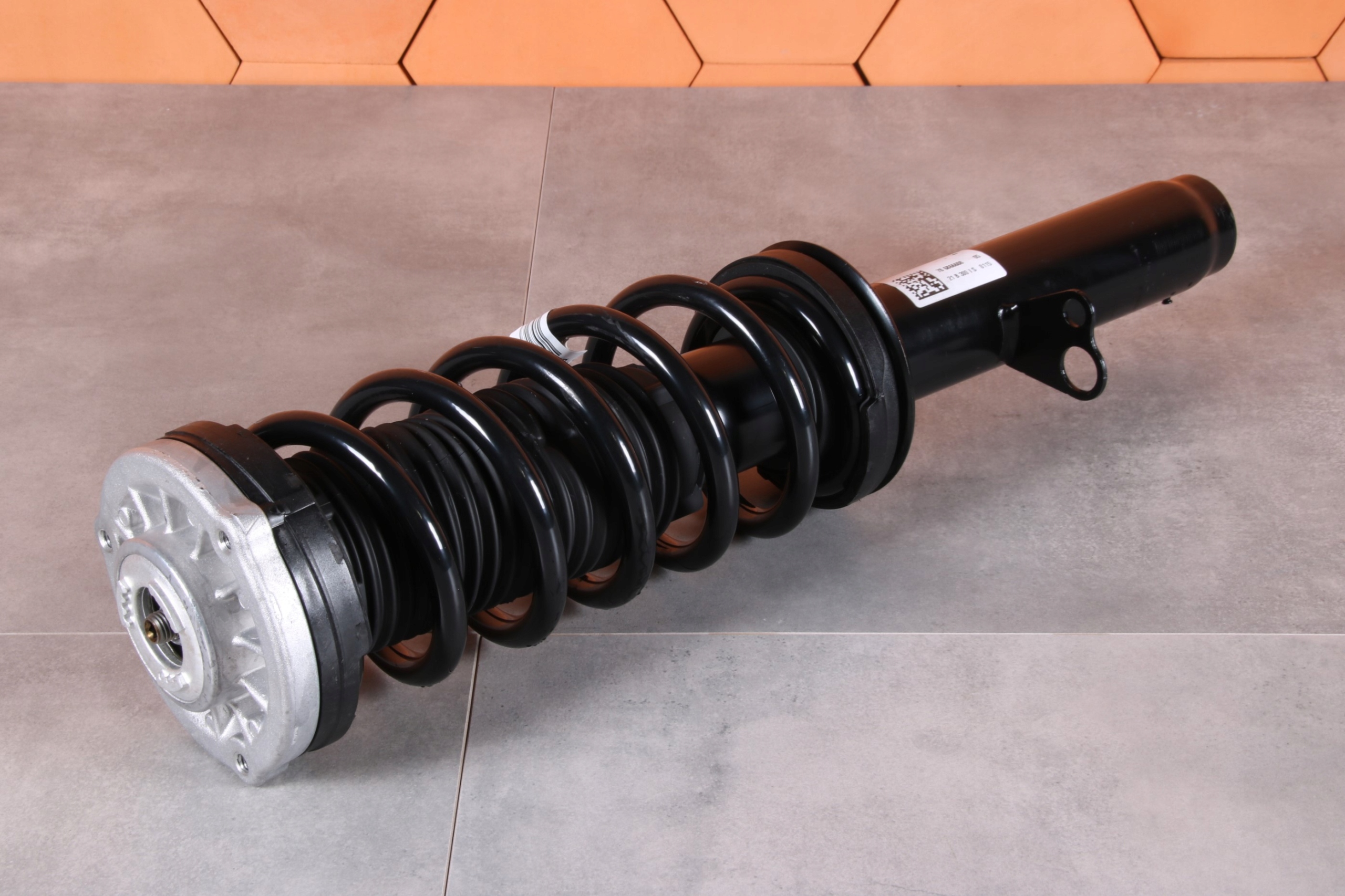 BMW 5 G30 G30 LCI shock absorber right front front XDRIVE 6866608 20 km !!!