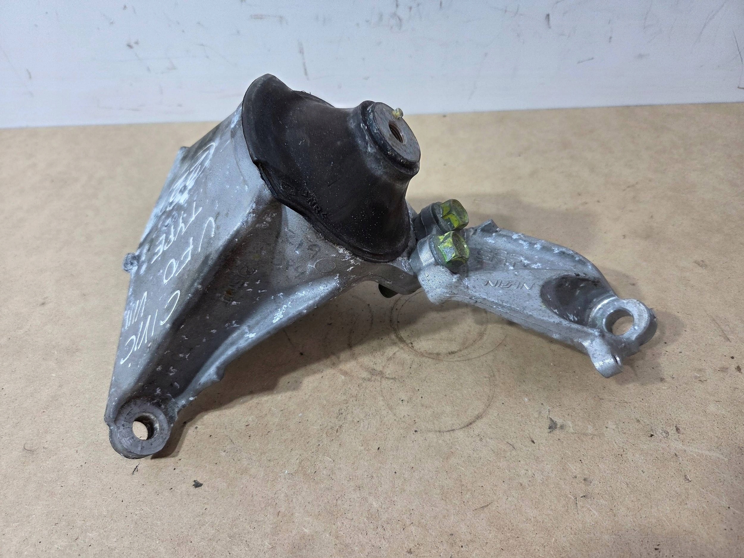 Honda Civic VIII engine mount 2,0 Type-R (22)
