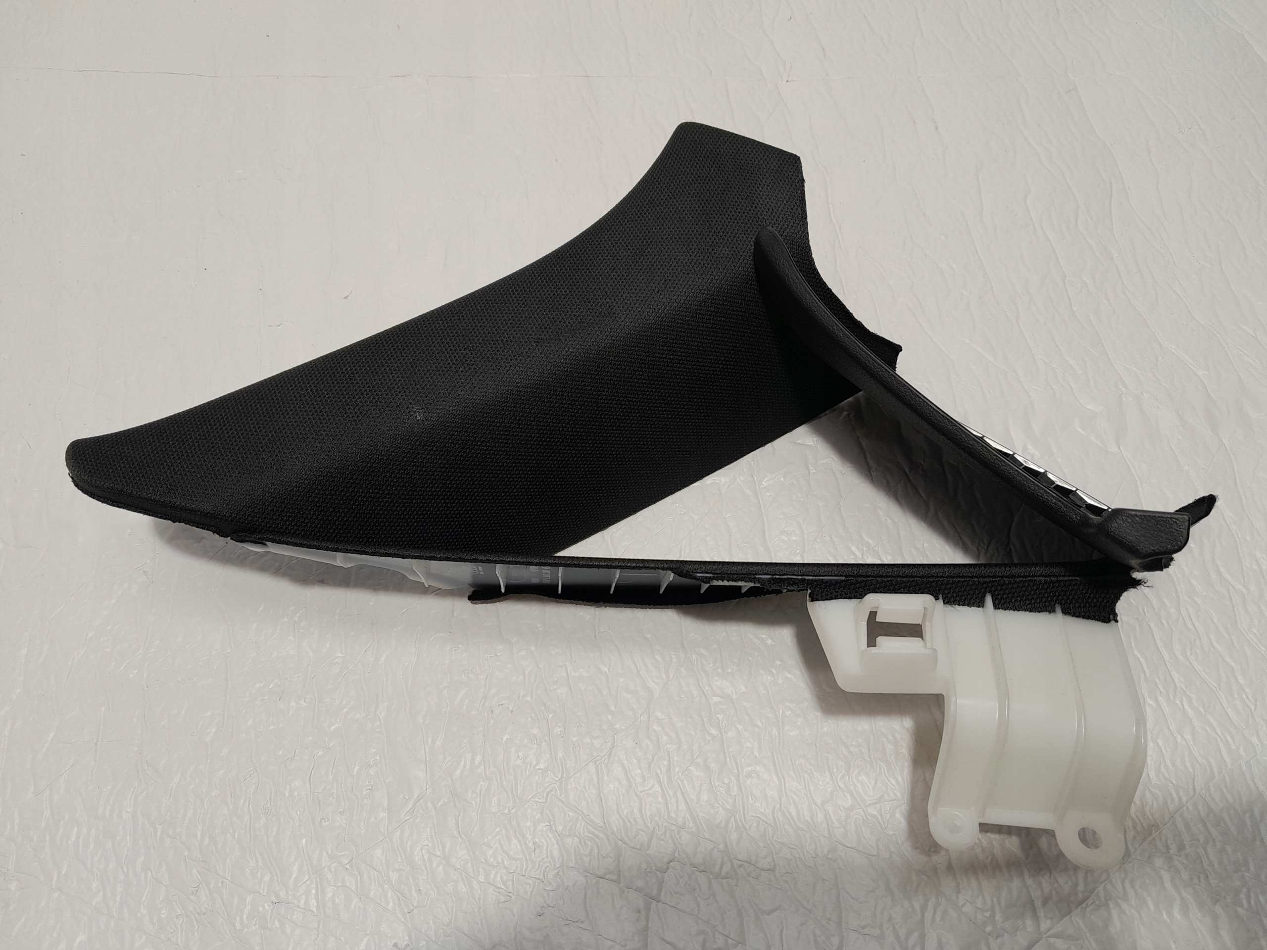 AUDI A4 B9 LIFT cover side SLUPKA 8W5867287C