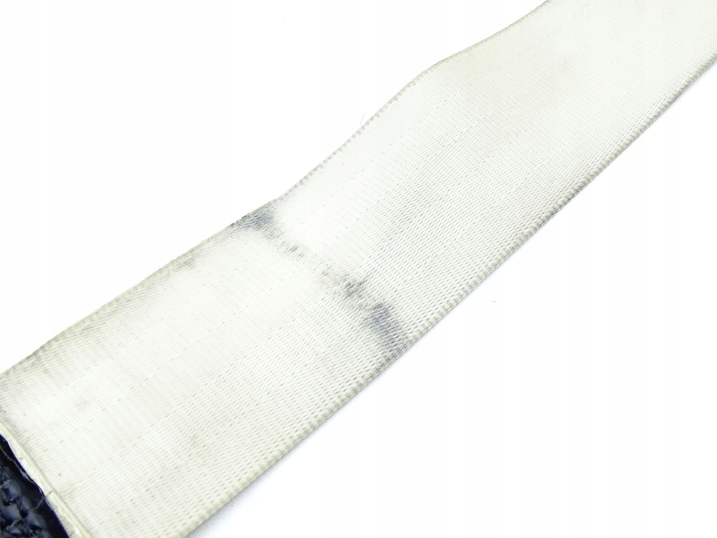 tension belt safety left front front KREMOWY AUDI A8 D4 4H0857705A
