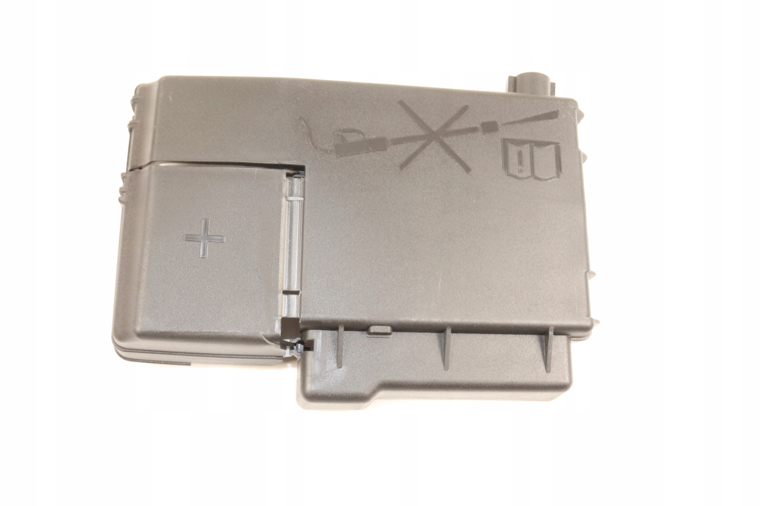 OPEL INSIGNIA A 09-17 POKRYWKA NA AKUMULATOR KLEMY