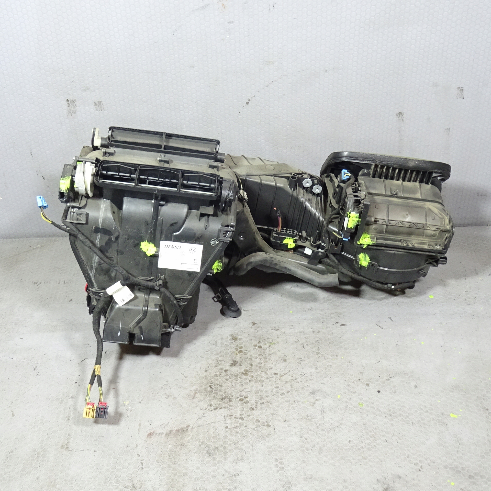 VW PASSAT B6 1.9 TDI нагрівач 3c1820003bk