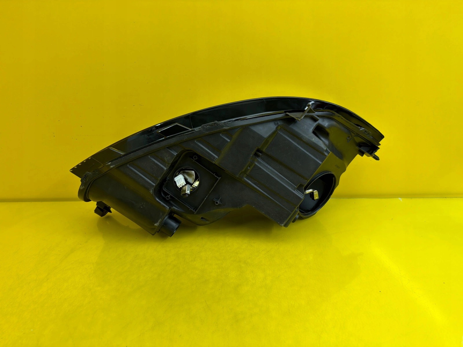 light left Jaguar XE Xenon Led 2015-2019 GX63-13W030-EH