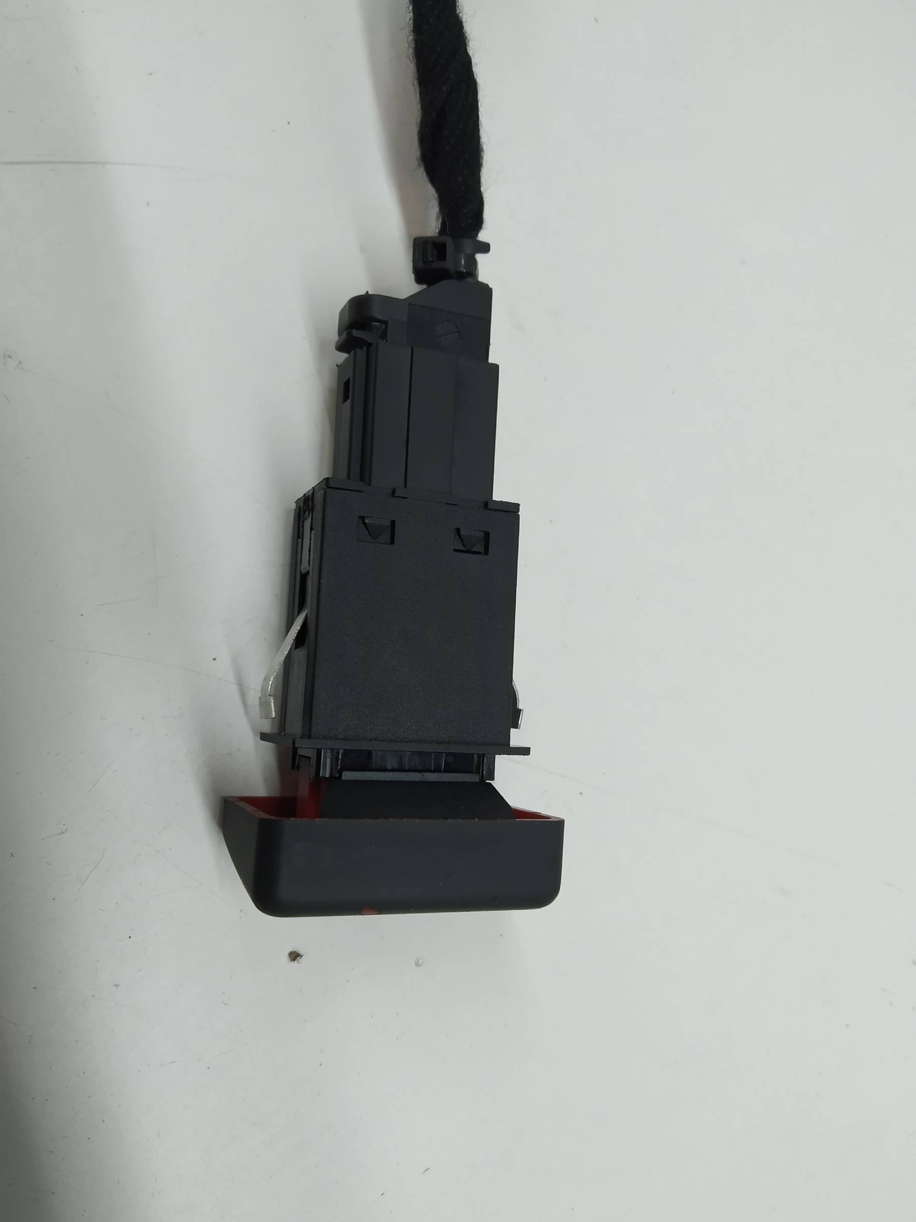 schalter des warnblickschalters 8E0941509 Audi A4 II (2000-2006) B6