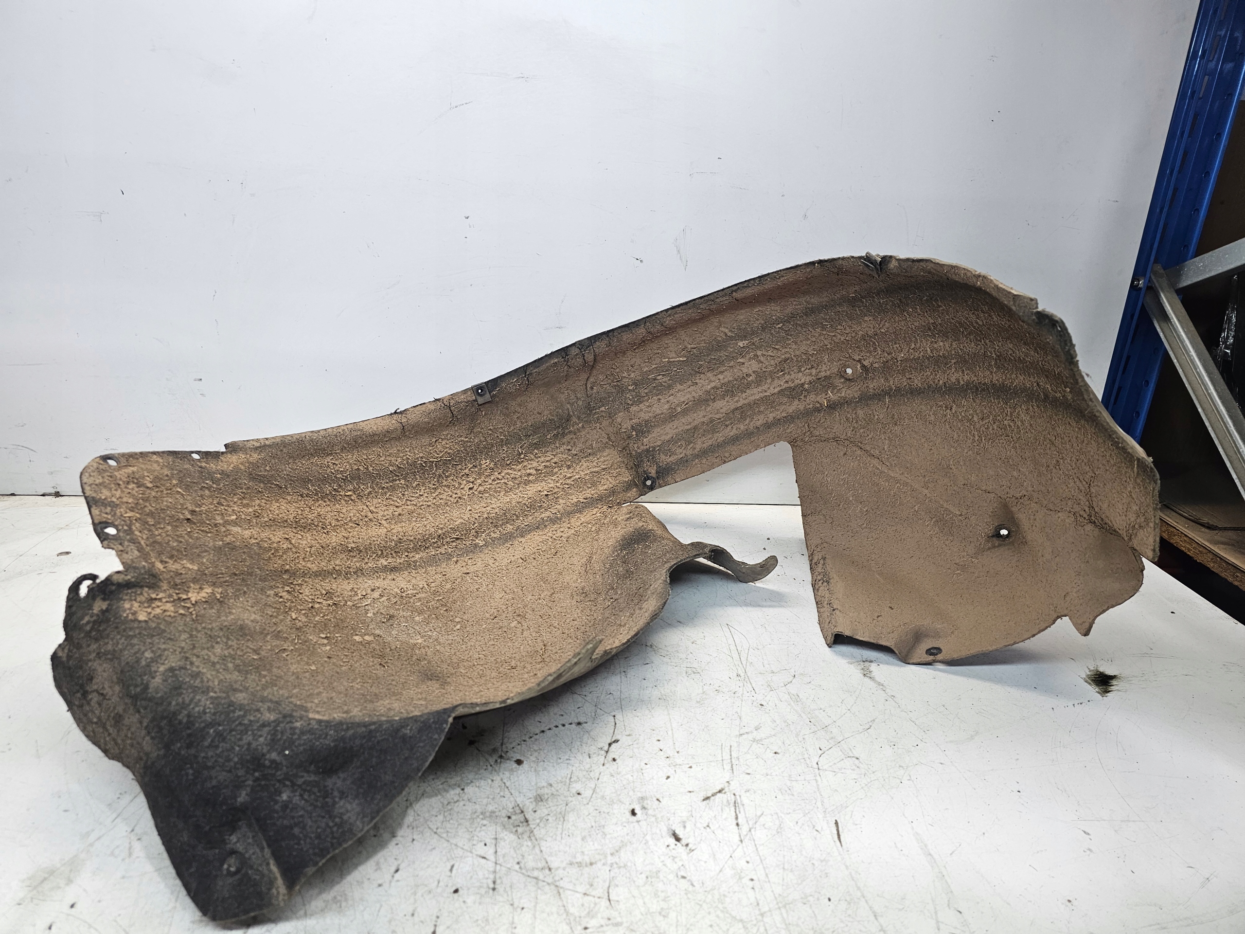mudguard right front AUDI TT 8J 8J0821172A