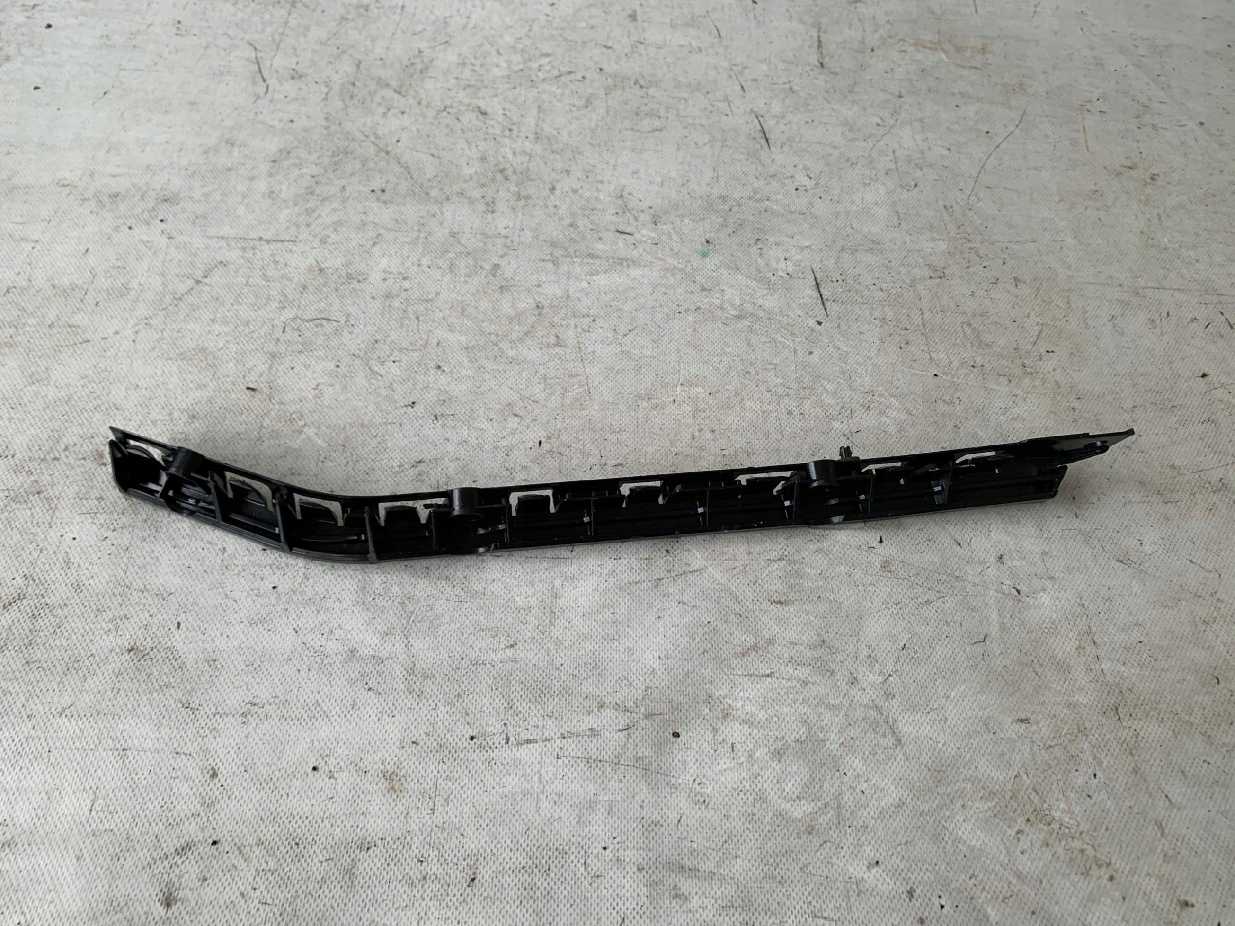 bumper bracket right rear part MERCEDES C 204 sedan