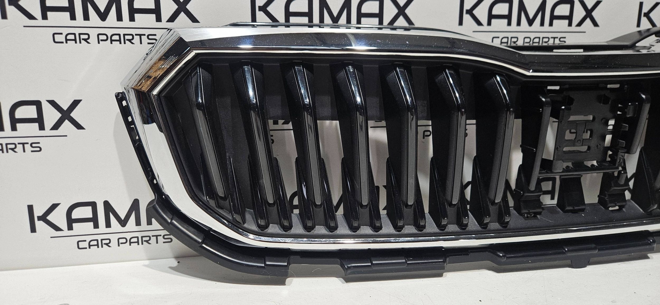 front prekladgrill front SKODA SCALA LIFT 23- original 657853653B