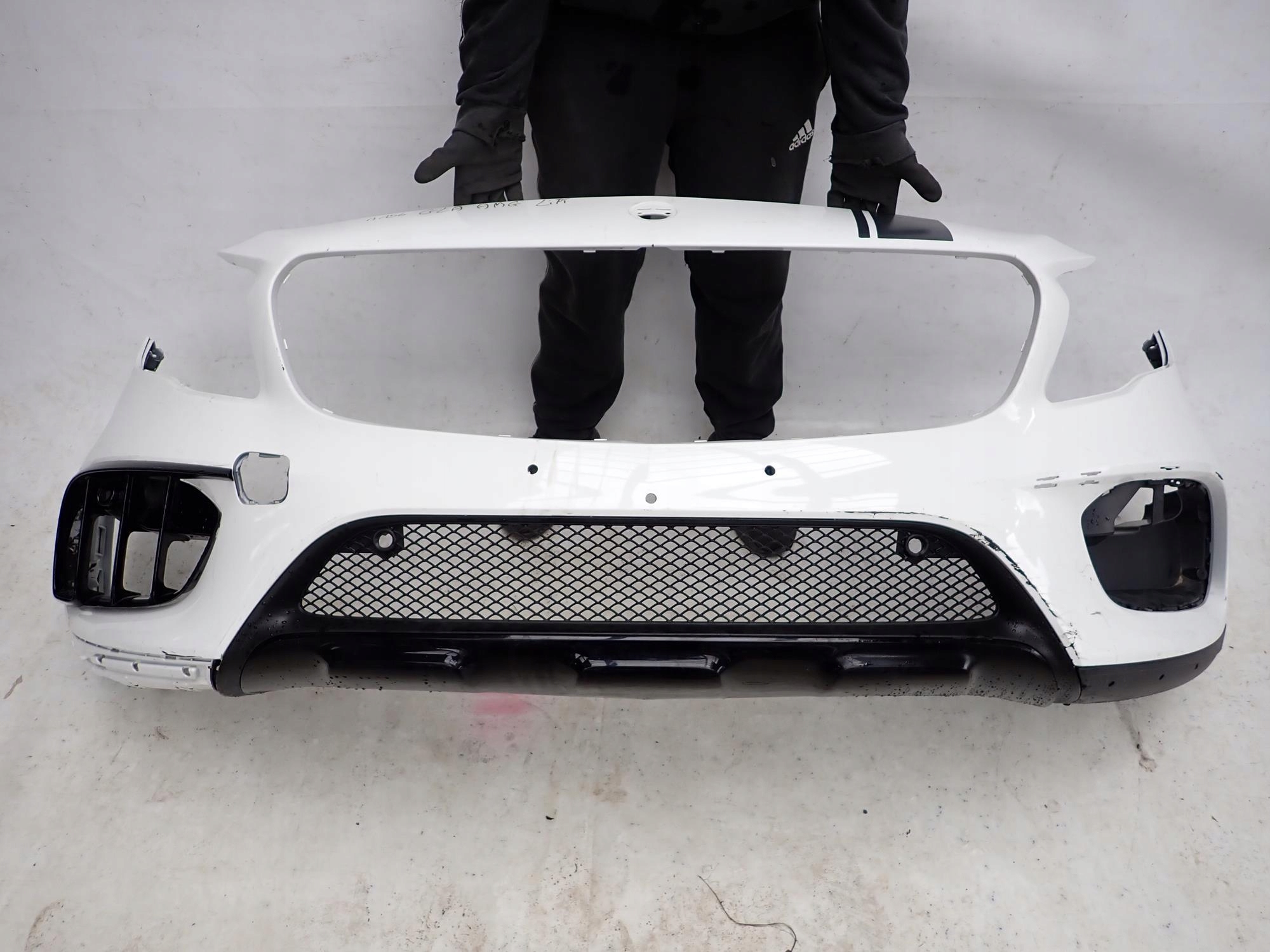 MERCEDES GLA and 1 X156 45 AMG 14-19 bumper front front PDC
