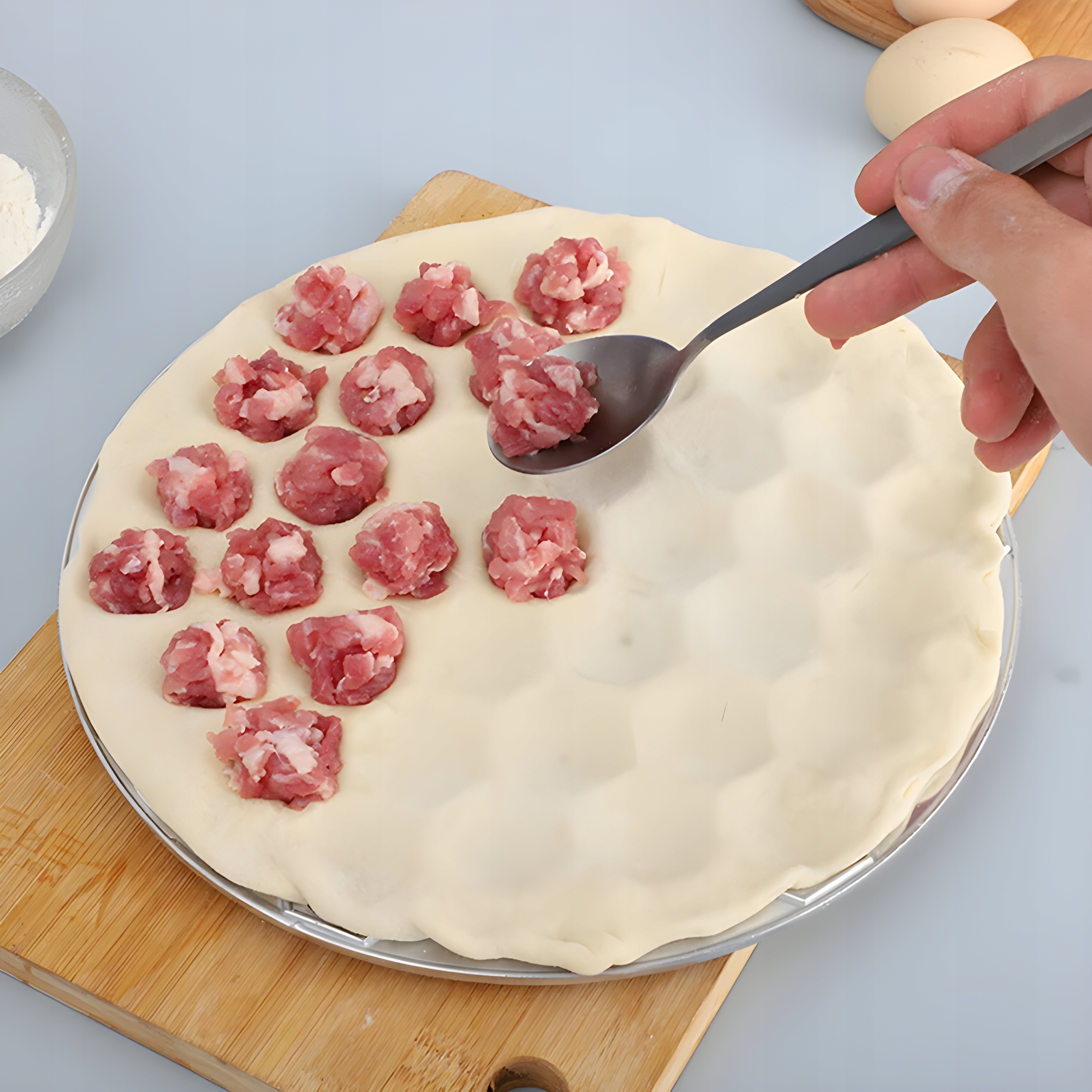 PIEROŻNICA FORMA DO PIEROGÓW USZEK RAVIOLI FOREMKA STALOWA 37SZT WYKRAWACZ EAN (GTIN) 5905937492490