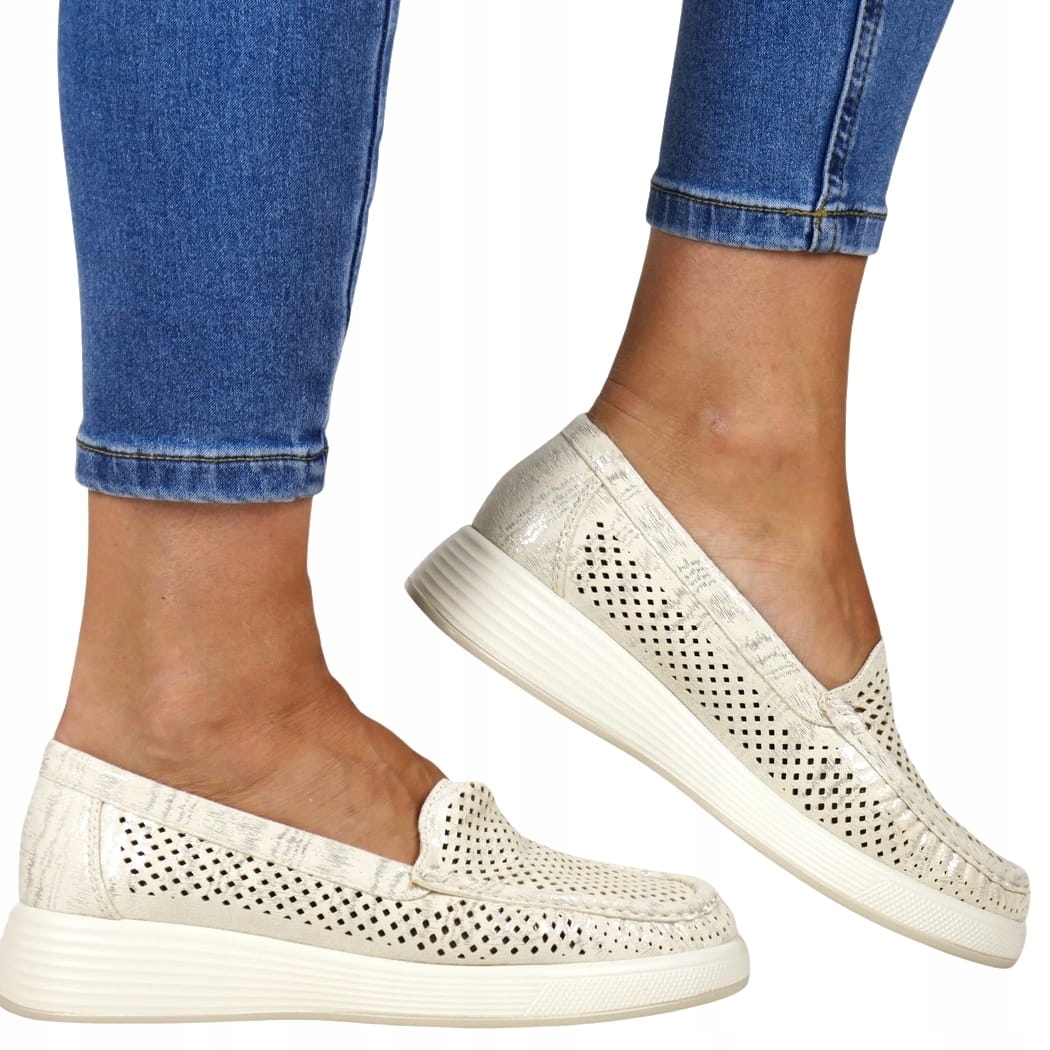 Světle Béžové Zlaté Mokasíny Ažurové Děrované Velmi Lehké Pohodlné Módní 39