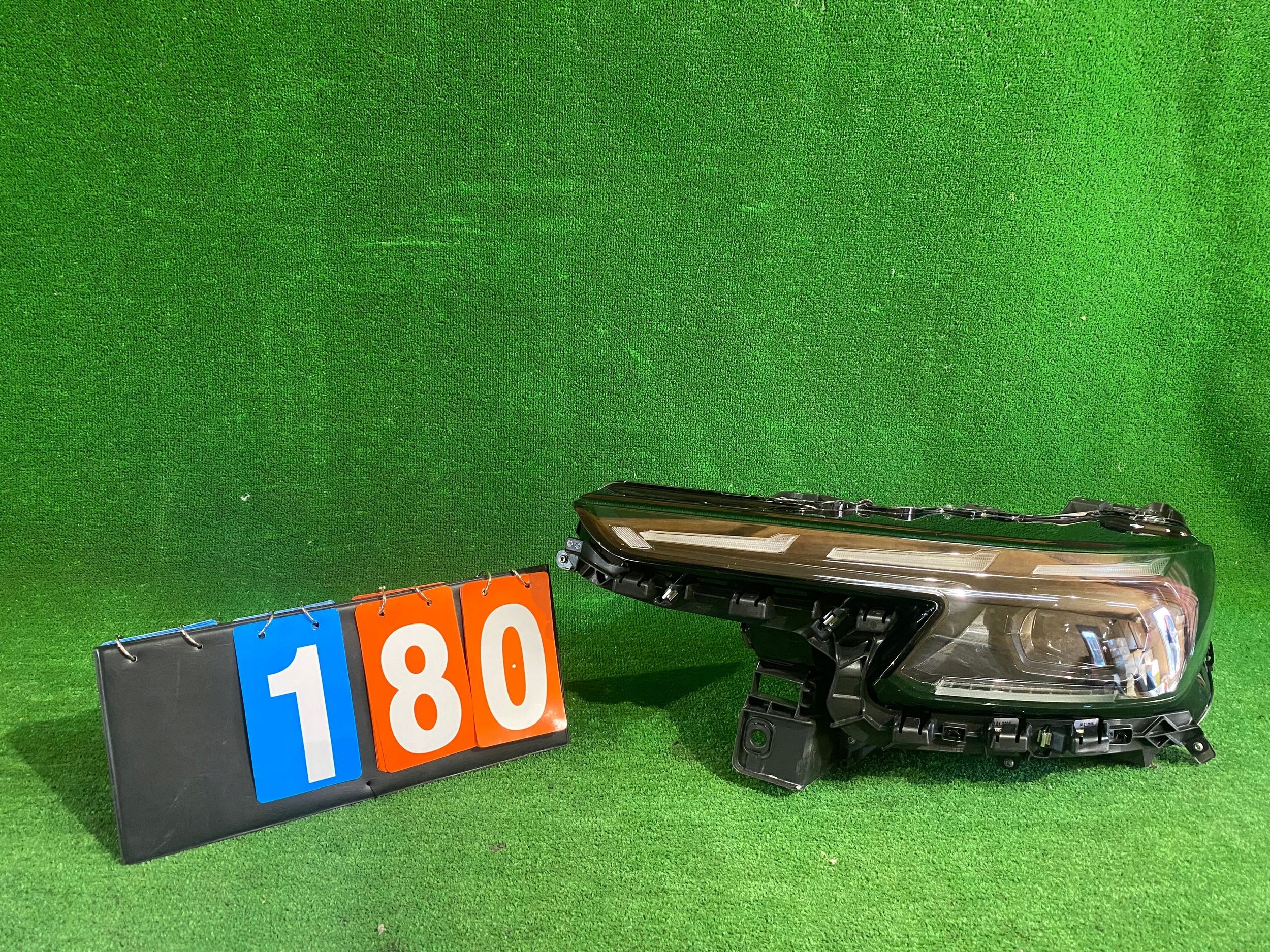 REFLEKTOR left ALFA ROMEO JUNIOR FULL LED NR.180