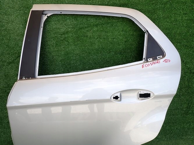FORD ECOSPORT 12- door left rear. rear part