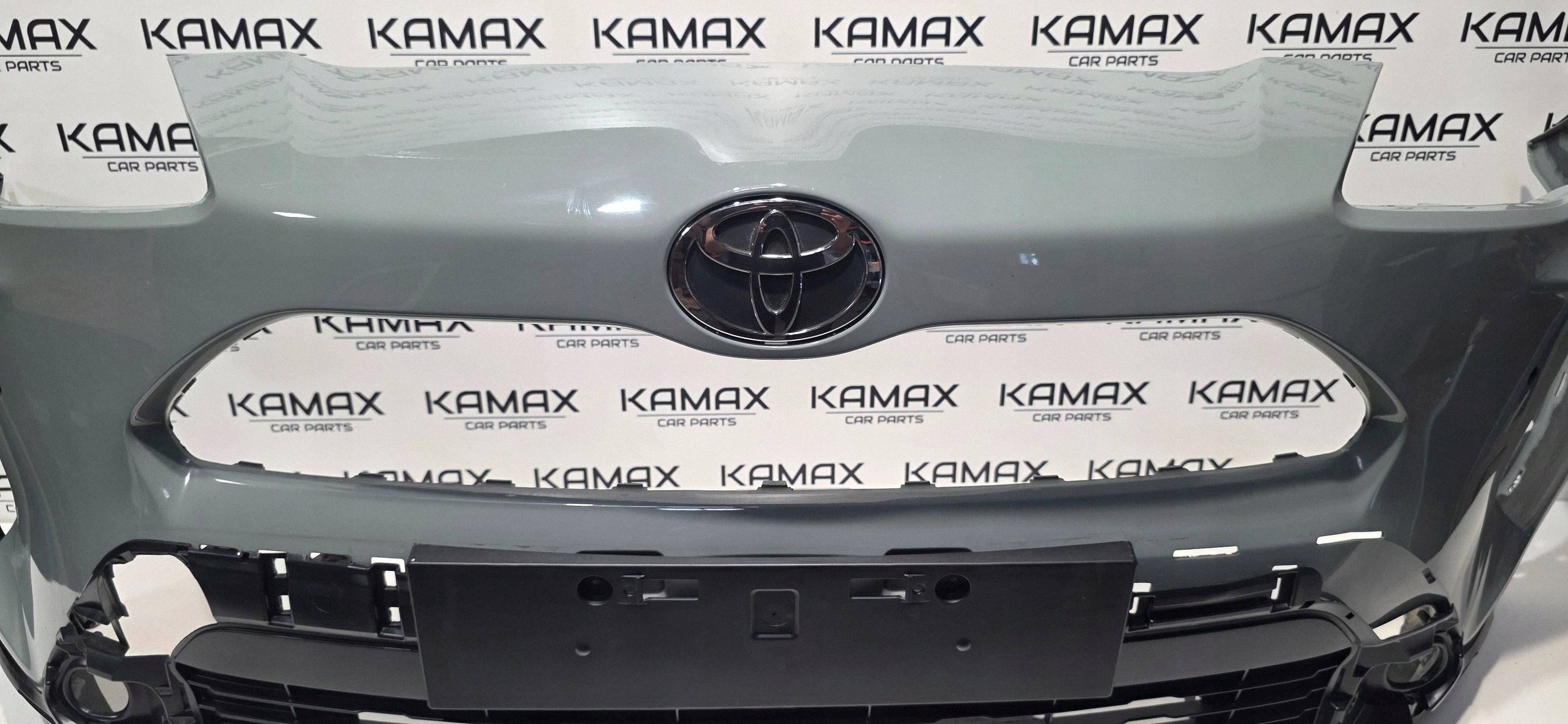 front bumper front Toyota Yaris Cross 521190DC20