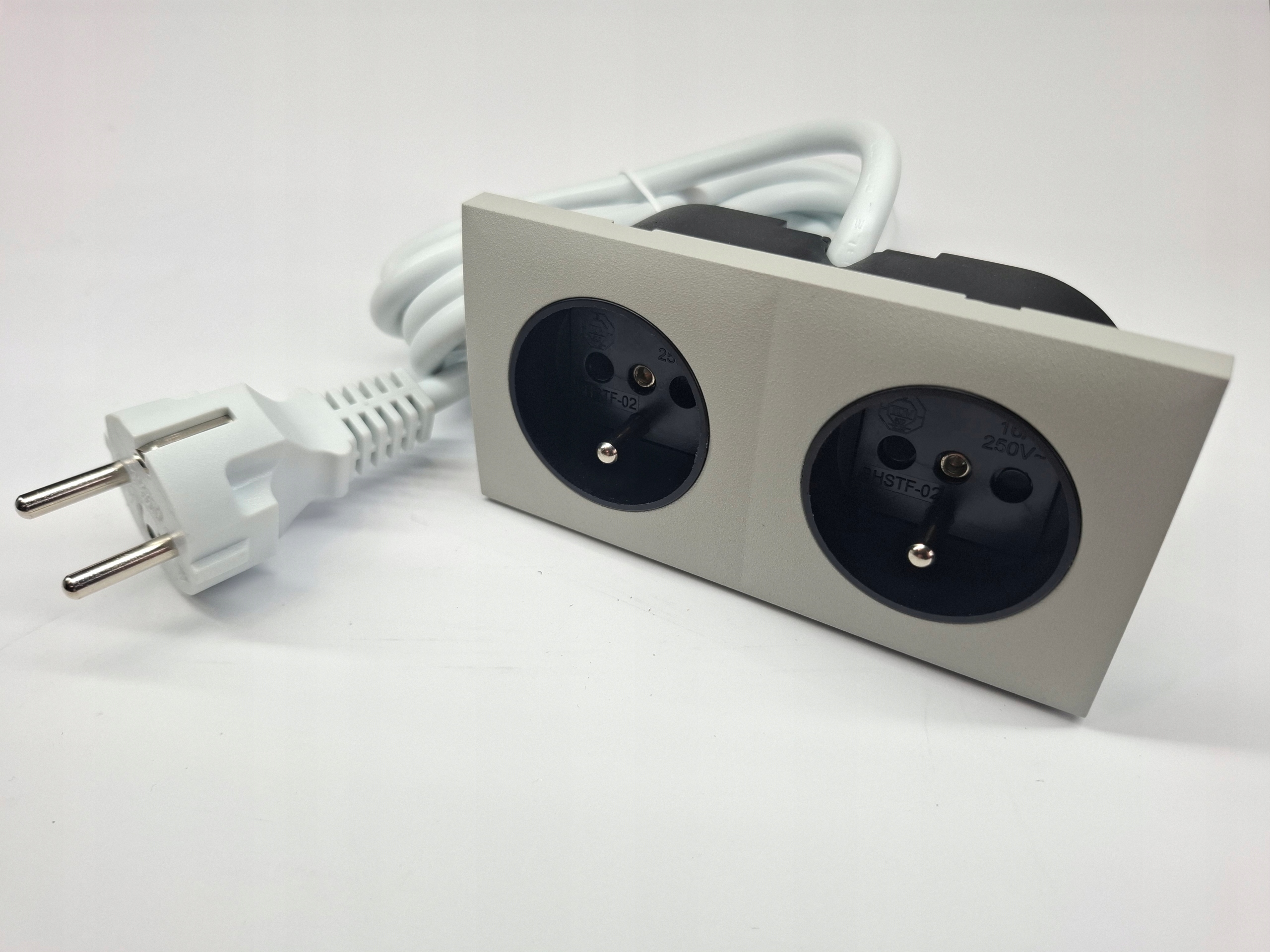 Nábytkový port elektrická zásuvka dvojitá 2x230V, zasouvací, kašmírový