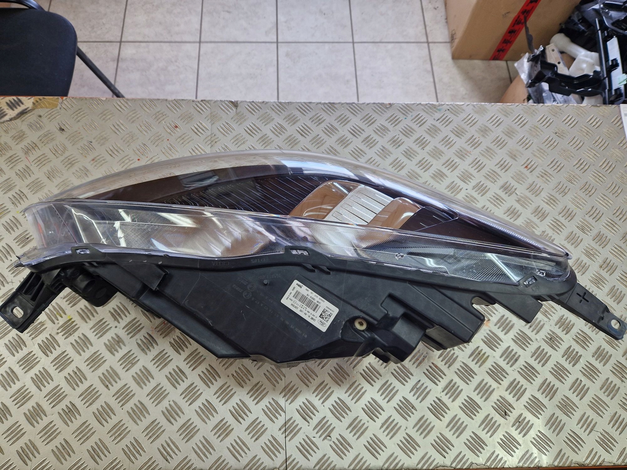light right front FULL LED FORD KUGA III 2019R-> LV4B-13E14-FB