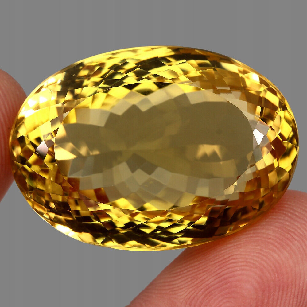 Přírodní kámen citron obrovský 93.57ct Vvs Aaa