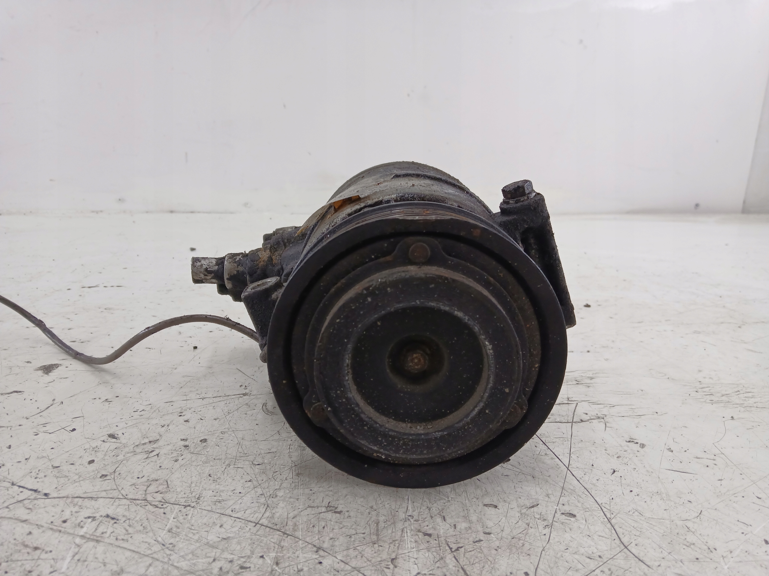 AUDI A6 C5 compressor; of the air conditioning compressor 8FK351132-581