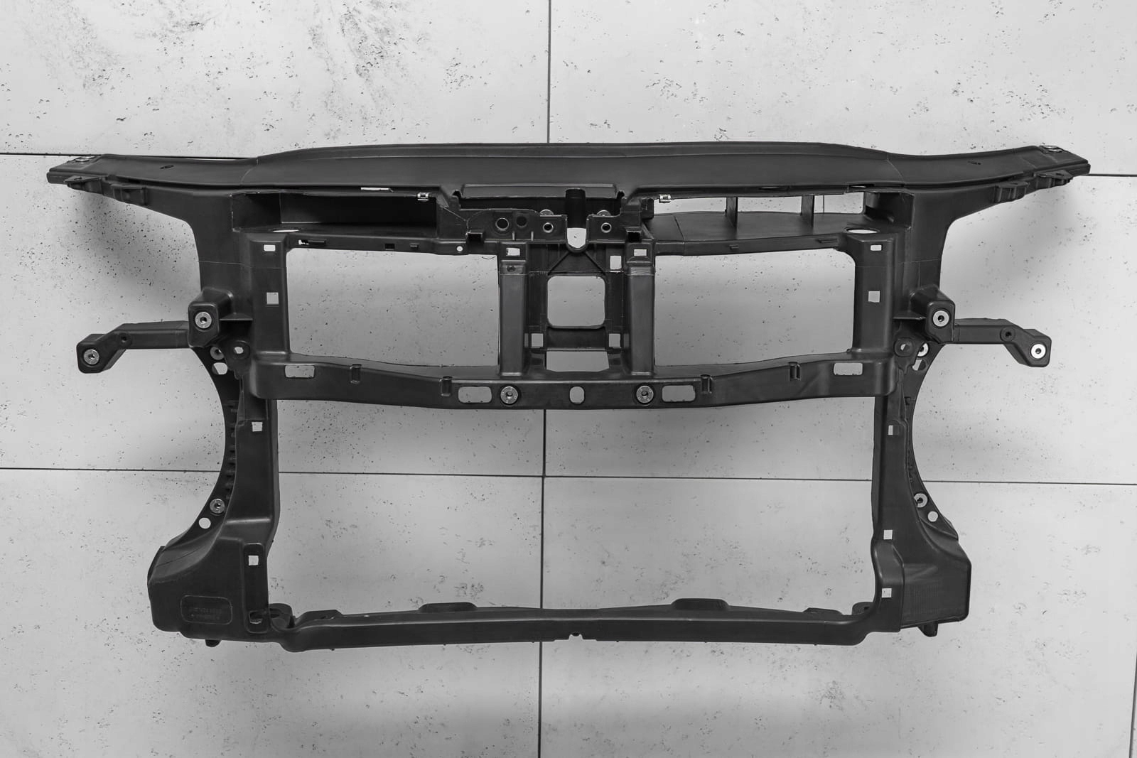 PAS PRZEDNI VOLKSWAGEN PASSAT CC 08-12 3C8805588C Producent części Inny