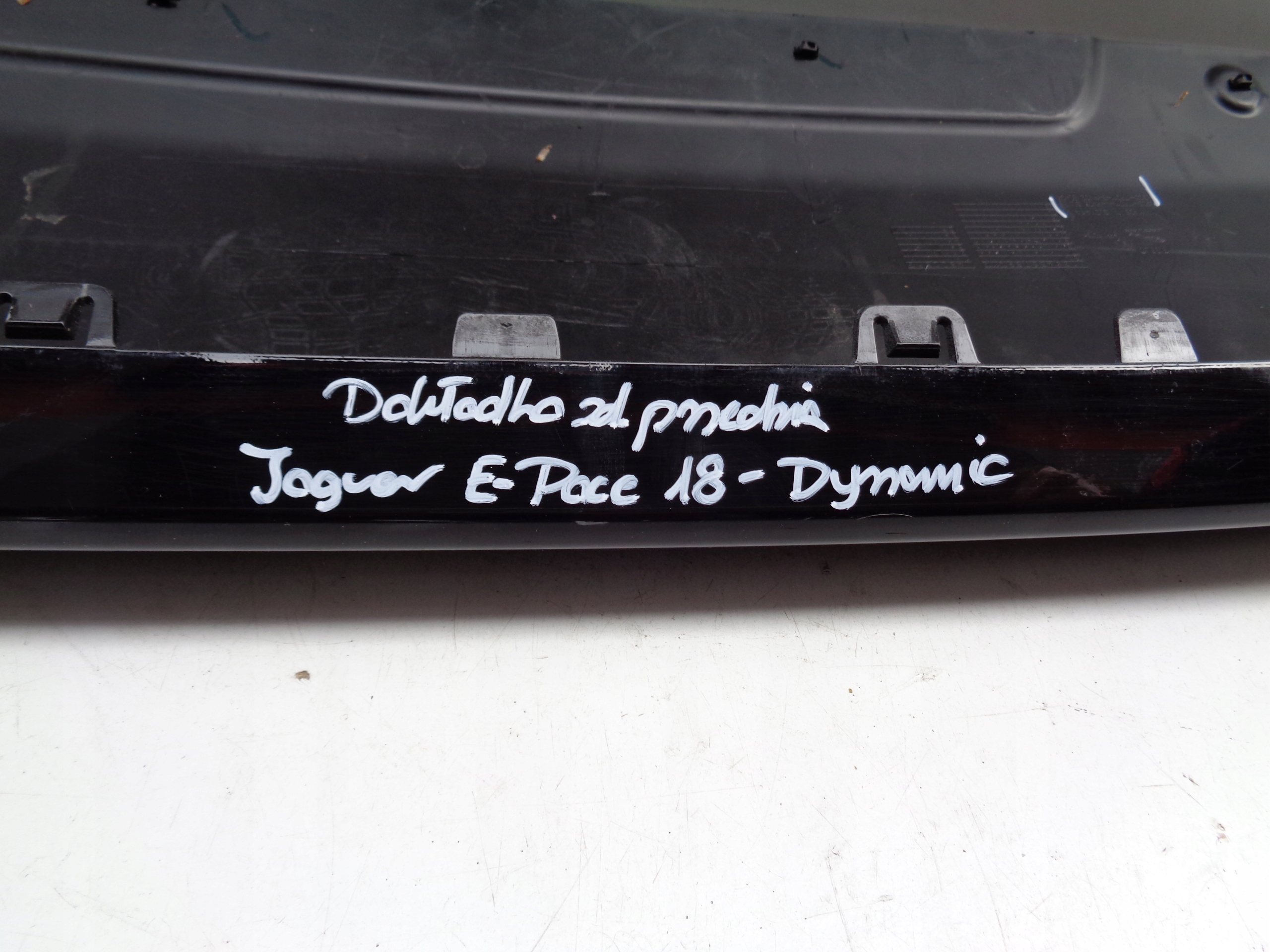Accessoires Pare choc Avant Aileron JAGUAR E-PACE 18- DYNAMIC