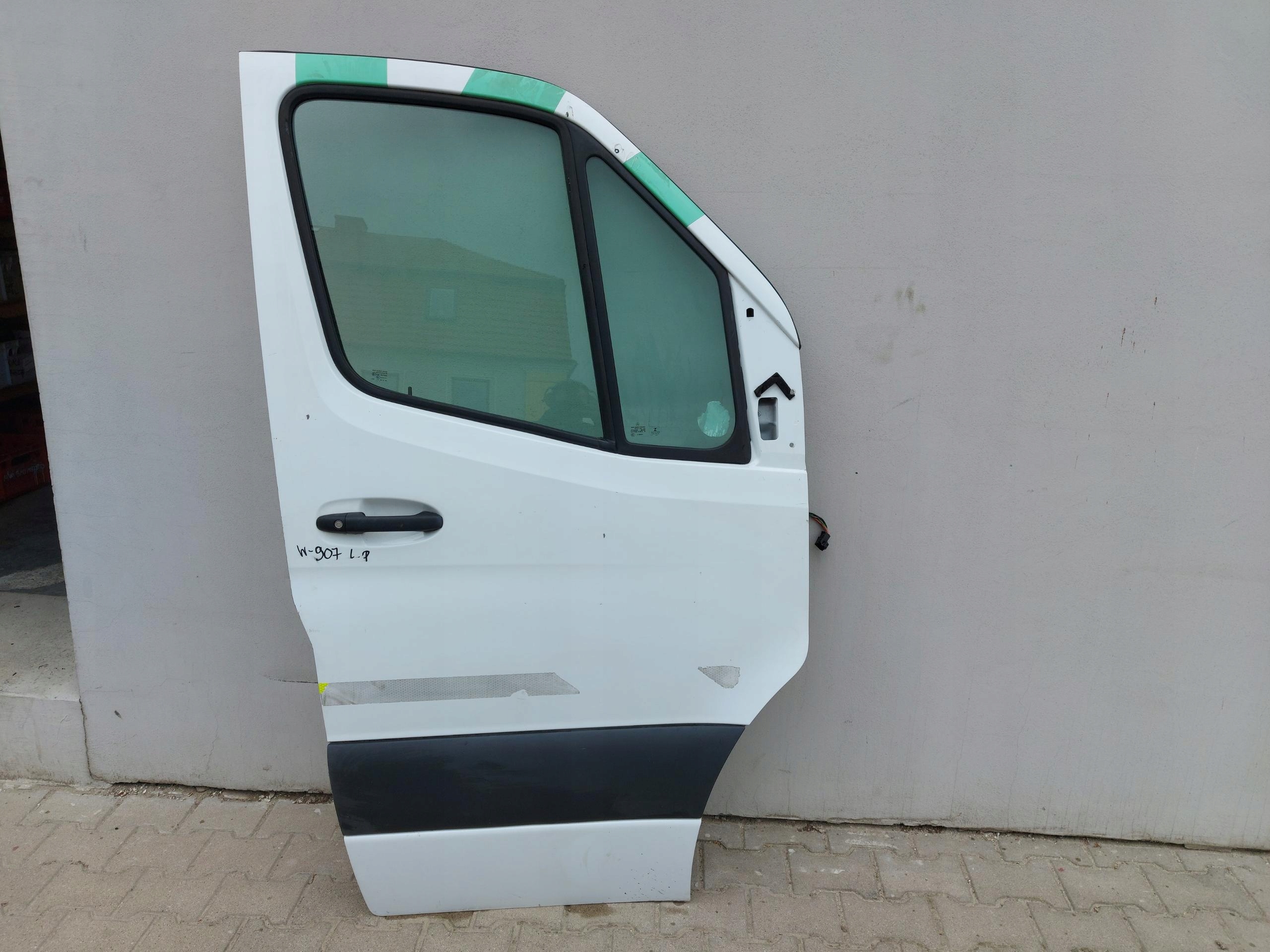 MERCEDES Sprinter W907 dveře předek pravé