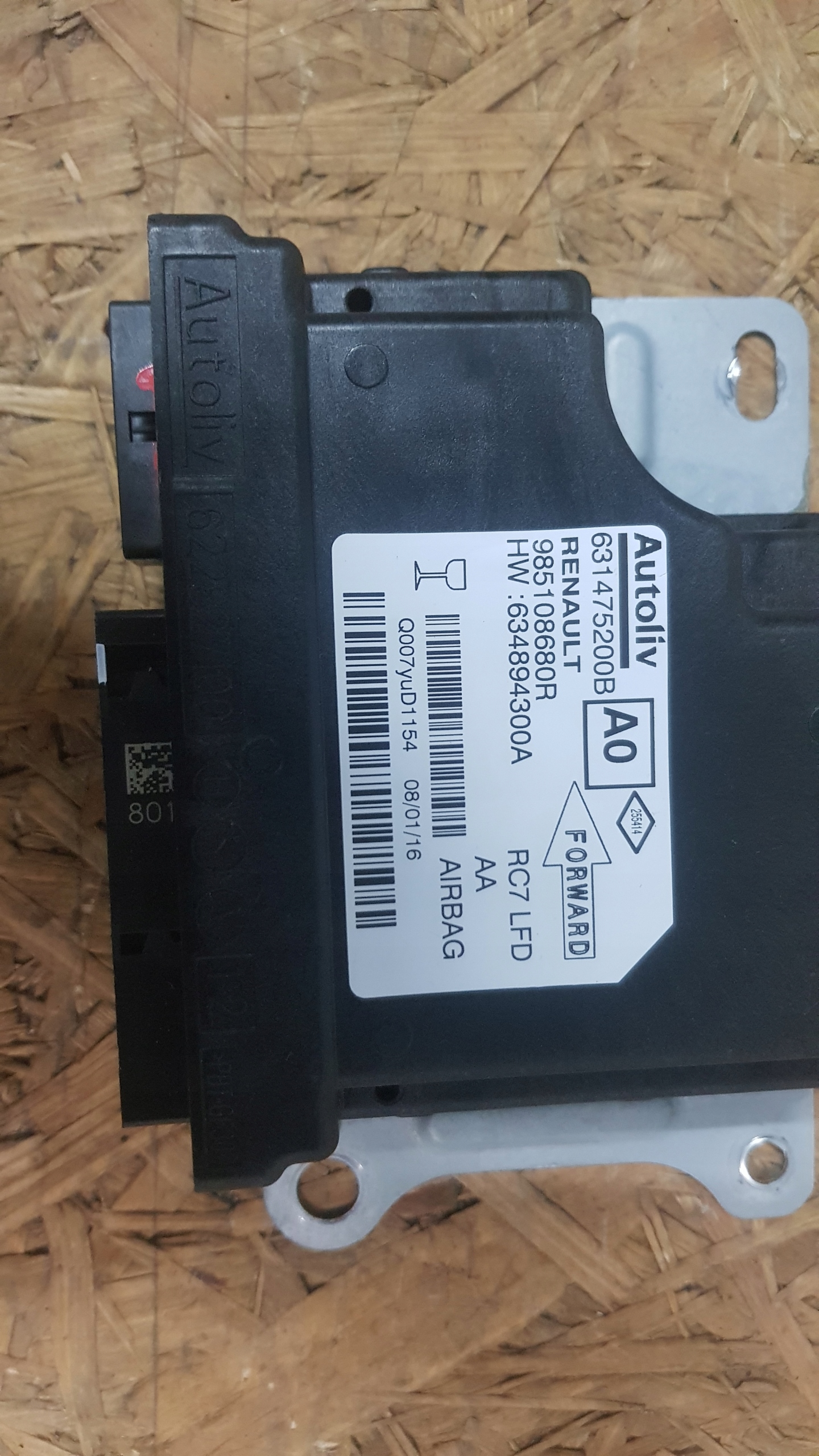 285586254R - RENAULT TALISMAN МОДУЛЬ SENSOR AIR BAG