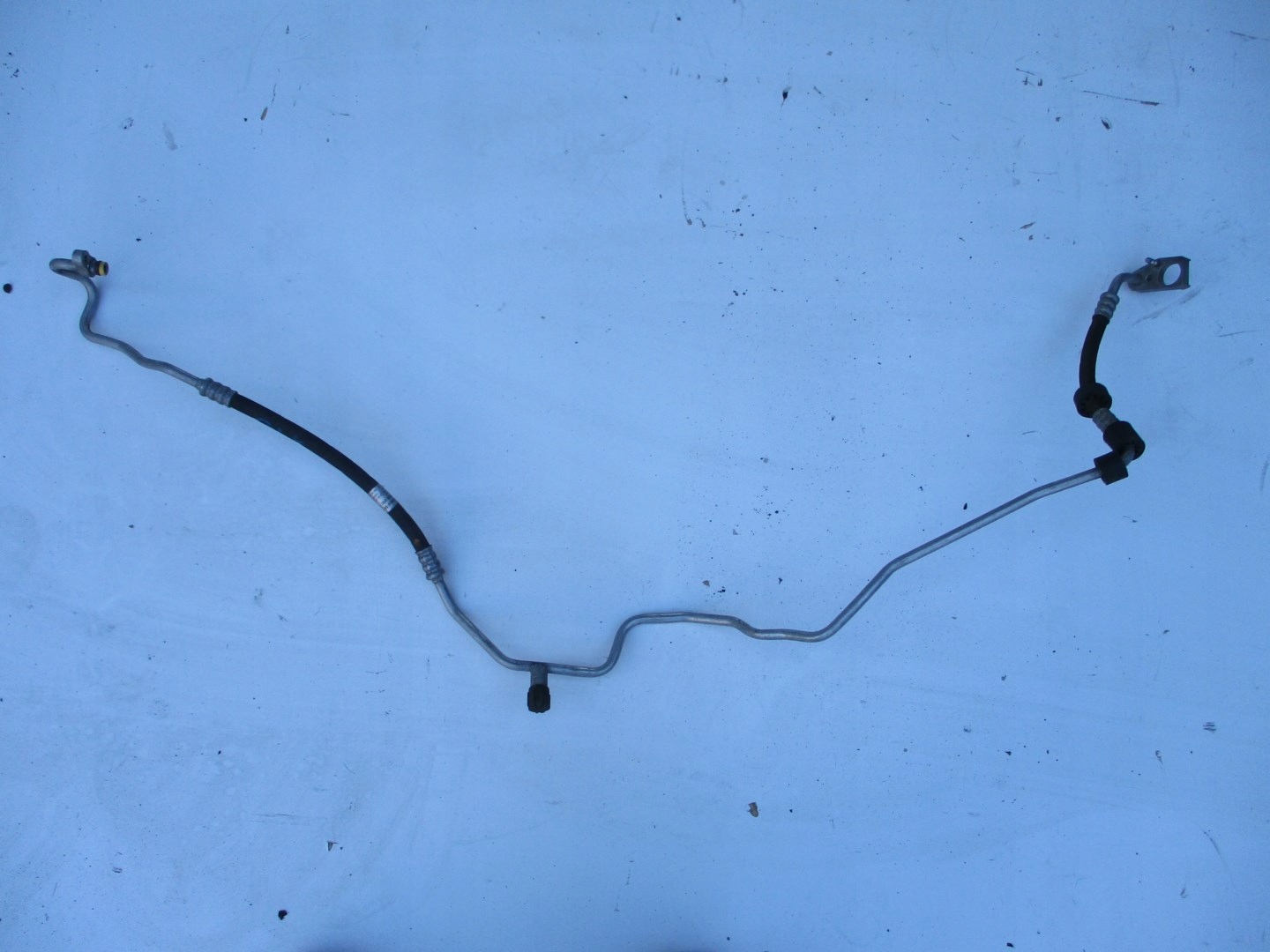 WAZ PRZEWOD KLIMATYZACJI MERCEDES A2048305515