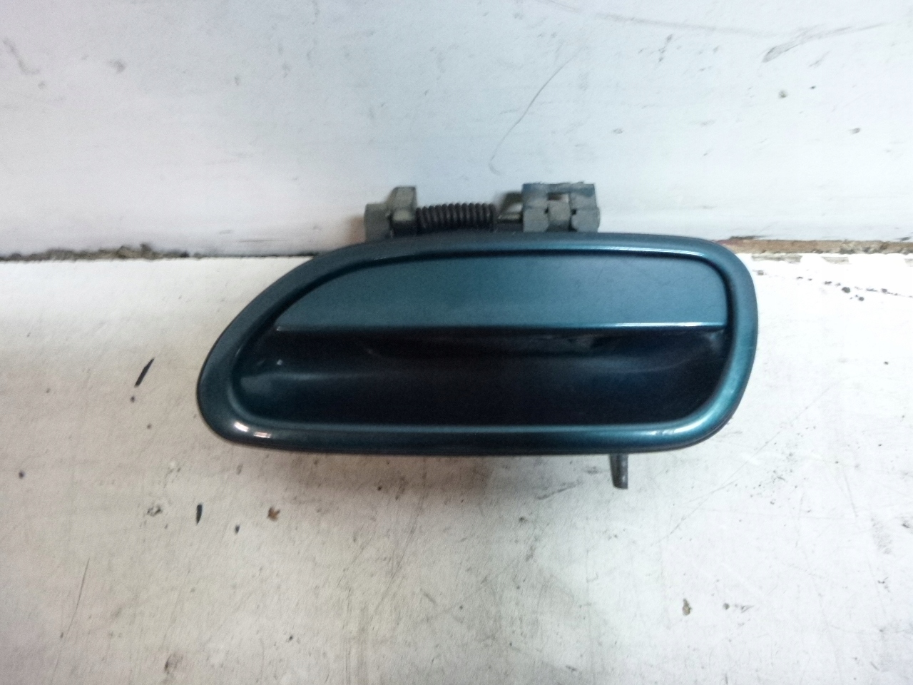 handle exterior Subaru Legacy II 1998r.