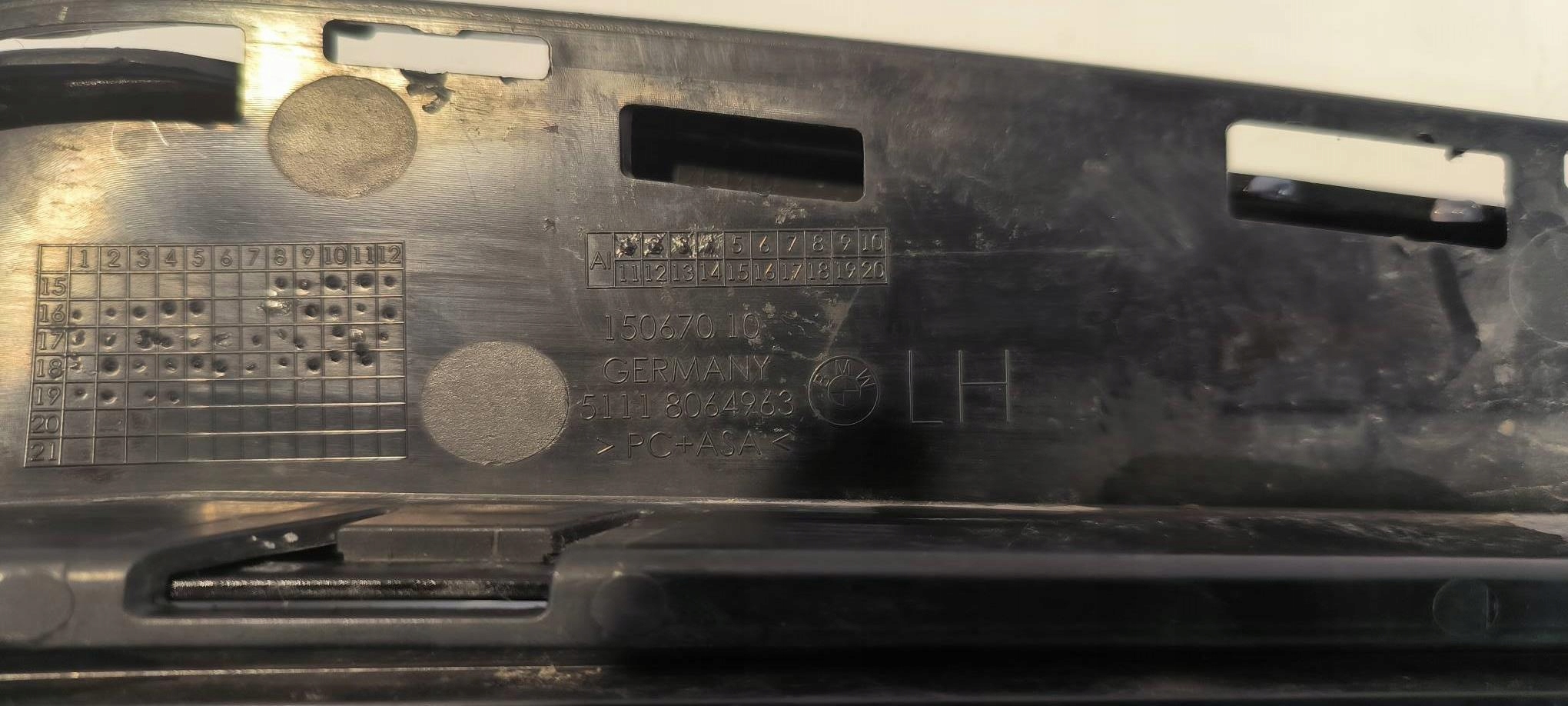 grid of a bumper left m-packet 8064963 BMW 5 530D G30