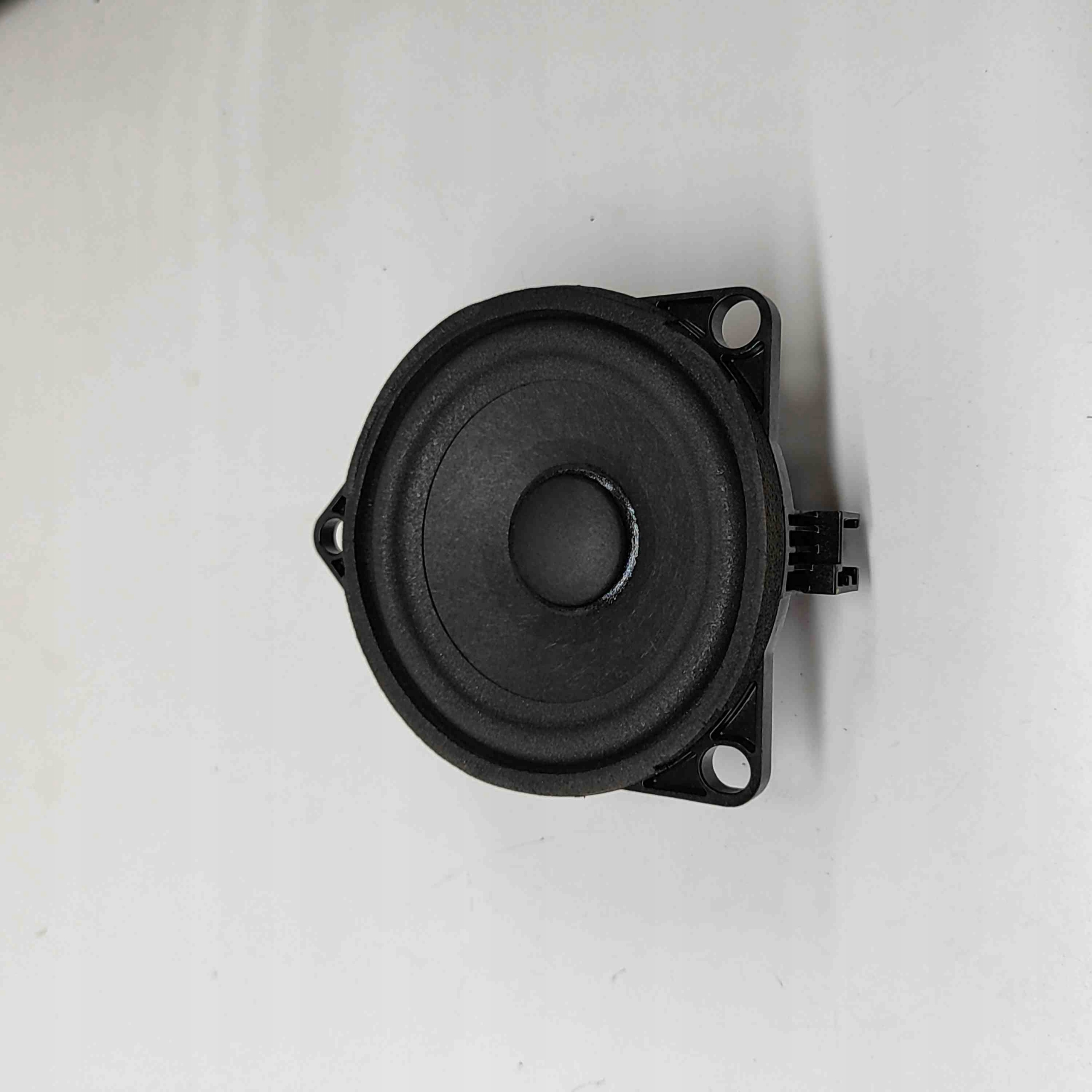 передних правый volvo XC60 31456827 2.0л Дизель 140kW 2018