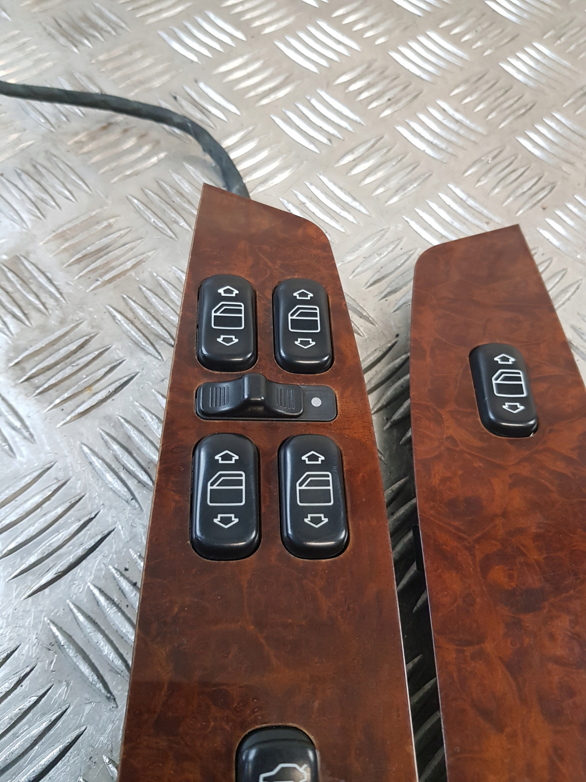 PANEL window control switch left front + right front MERCEDES S-KLASA W220 02R