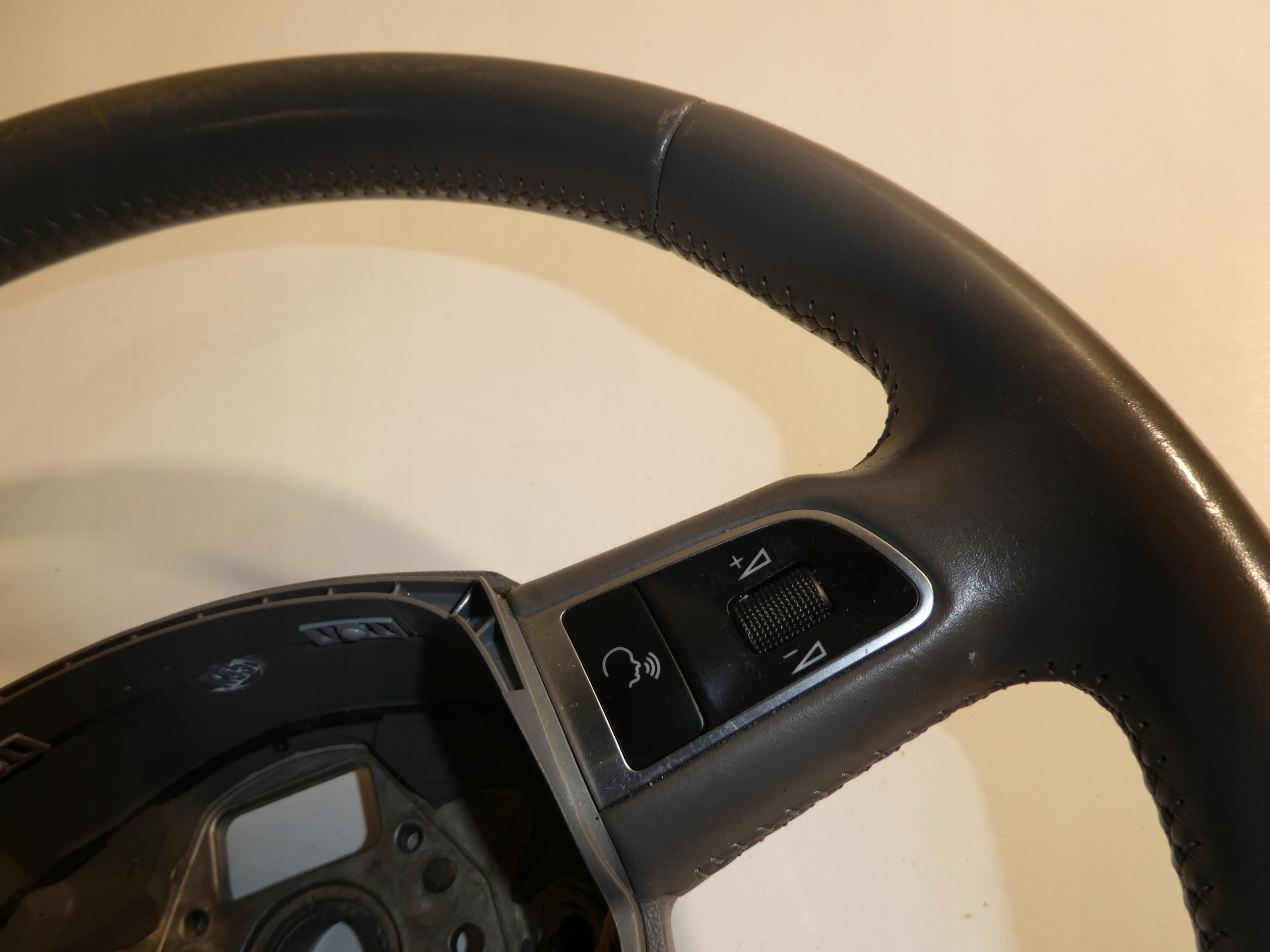 AUDI A4 B7 A6 C6 LENKRAD LEDER MULTIFUNKCJ GRAUE