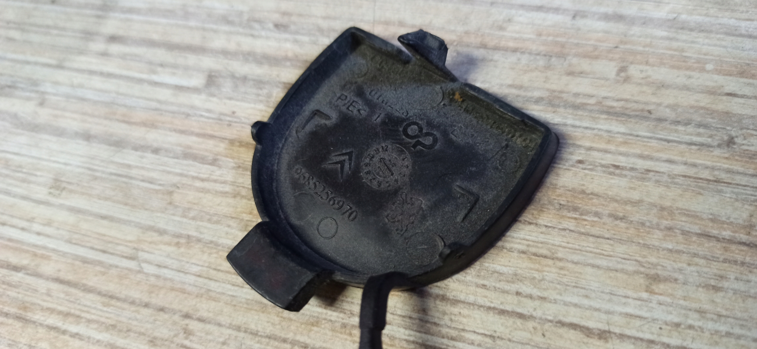 CITROEN C3 10-13 towing hook cap towing bumper front