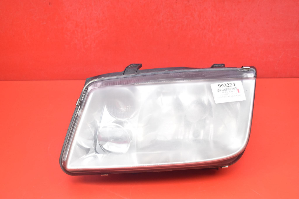 REFKLEKTOR links Licht vorne EU VW BORA 1.6 8V 100 KM 98-05