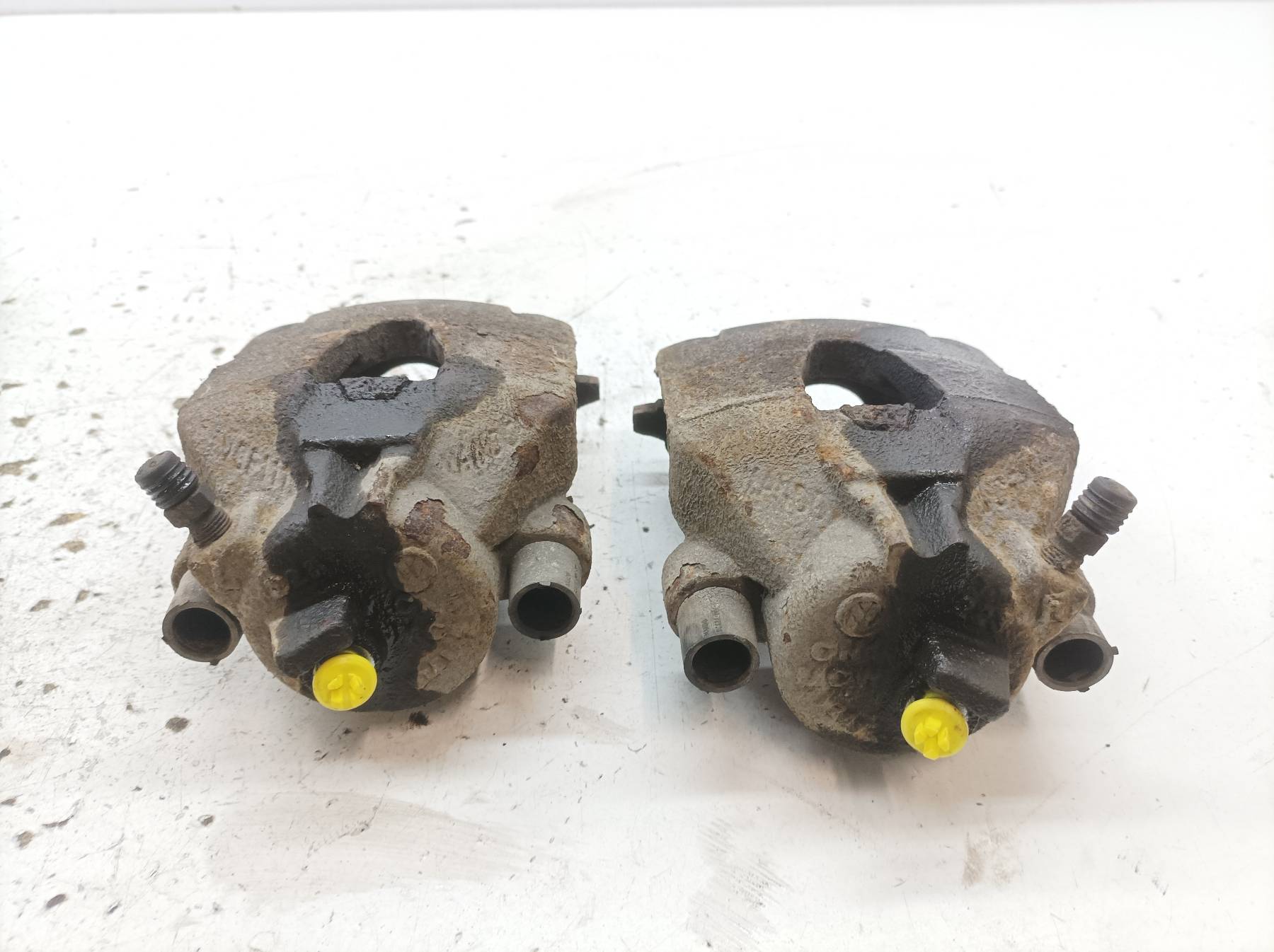 caliper brake right left front KPL 1.0 TSI Skoda Rapid and (2012-2019)