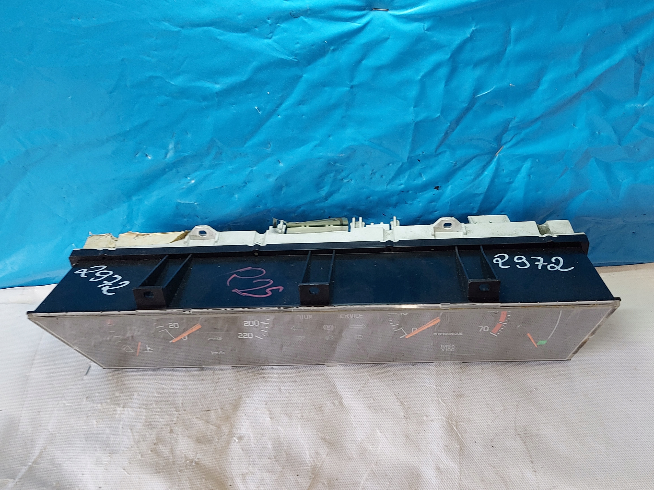 dials clock RENAULT 25 2.0 B 7700775658