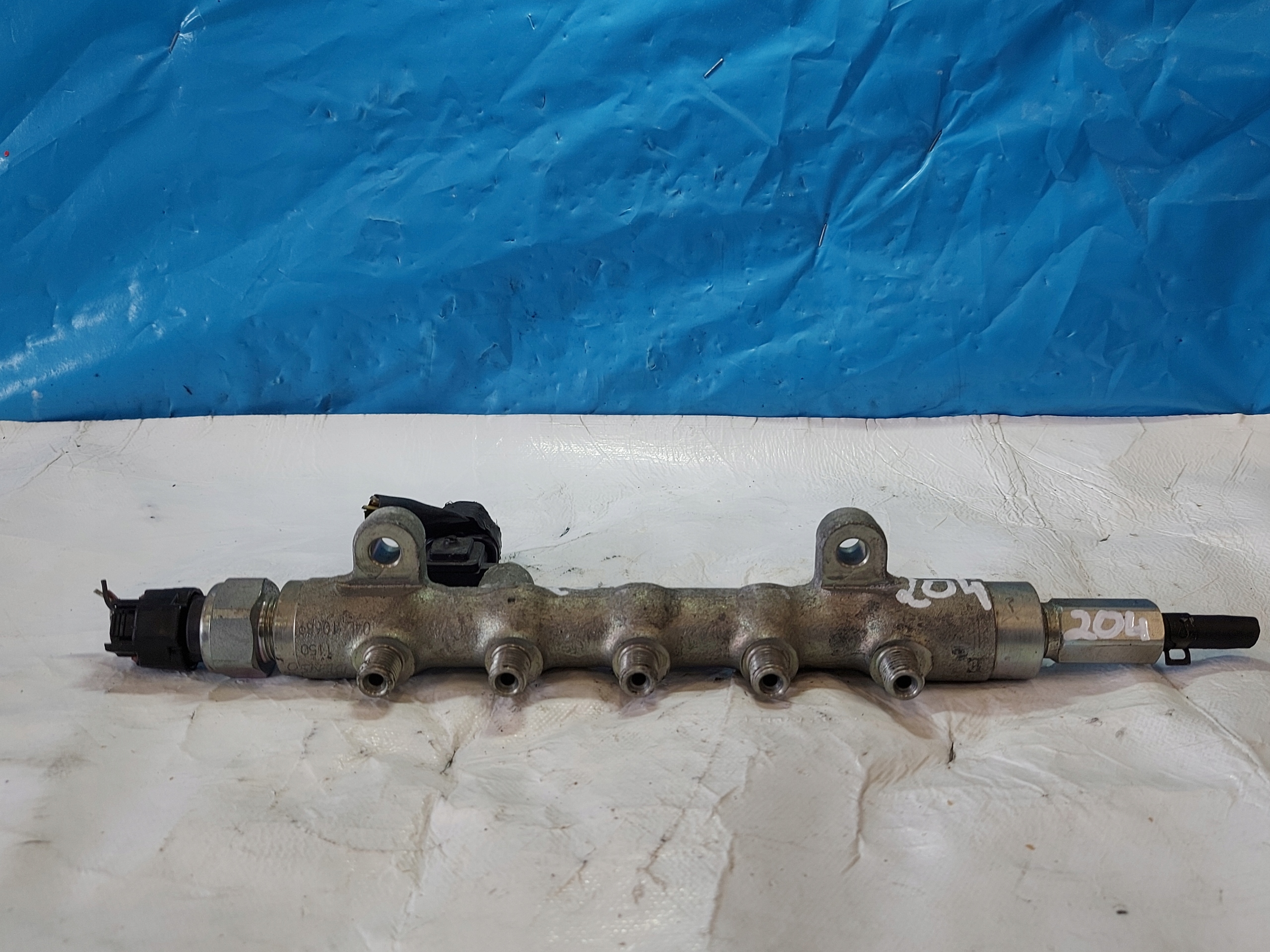Rampe injection MAZDA CX 7 2.2 TD DENSO 6270