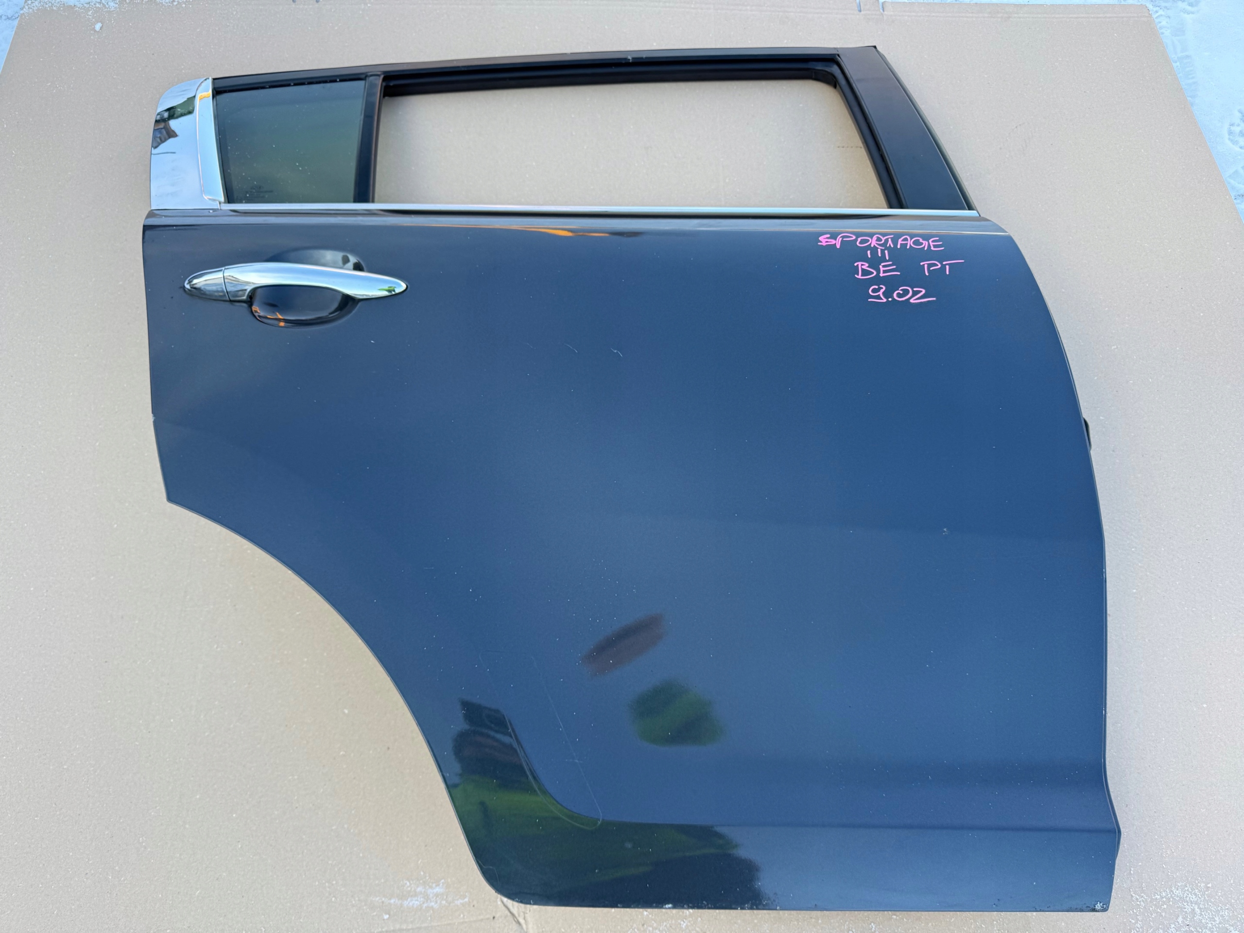 KIA SPORTAGE 3 III DRZWI PRAWE TYLNE PRAWY TYŁ BE