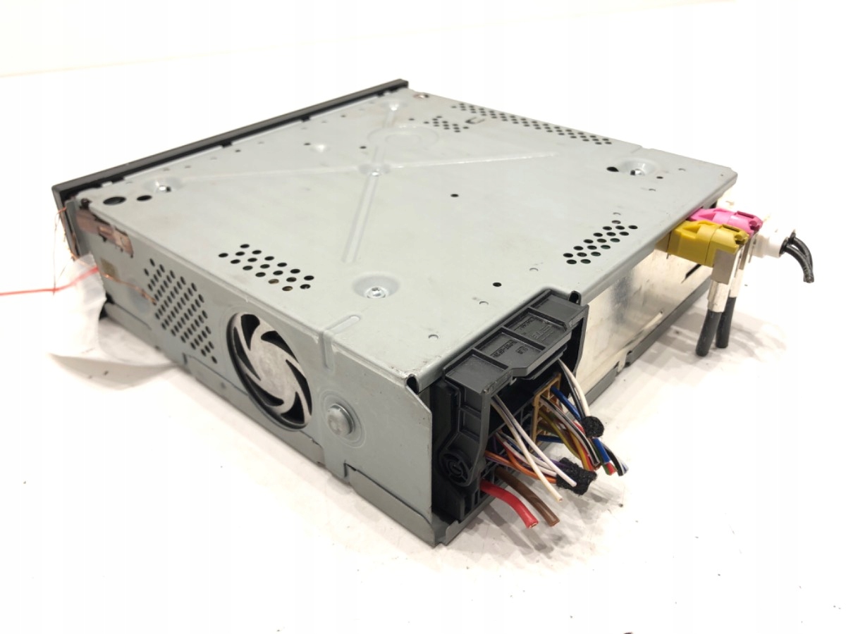 CZYTNIK NAWIGACJI VW GOLF VII 3Q0035824C Producent części OEM