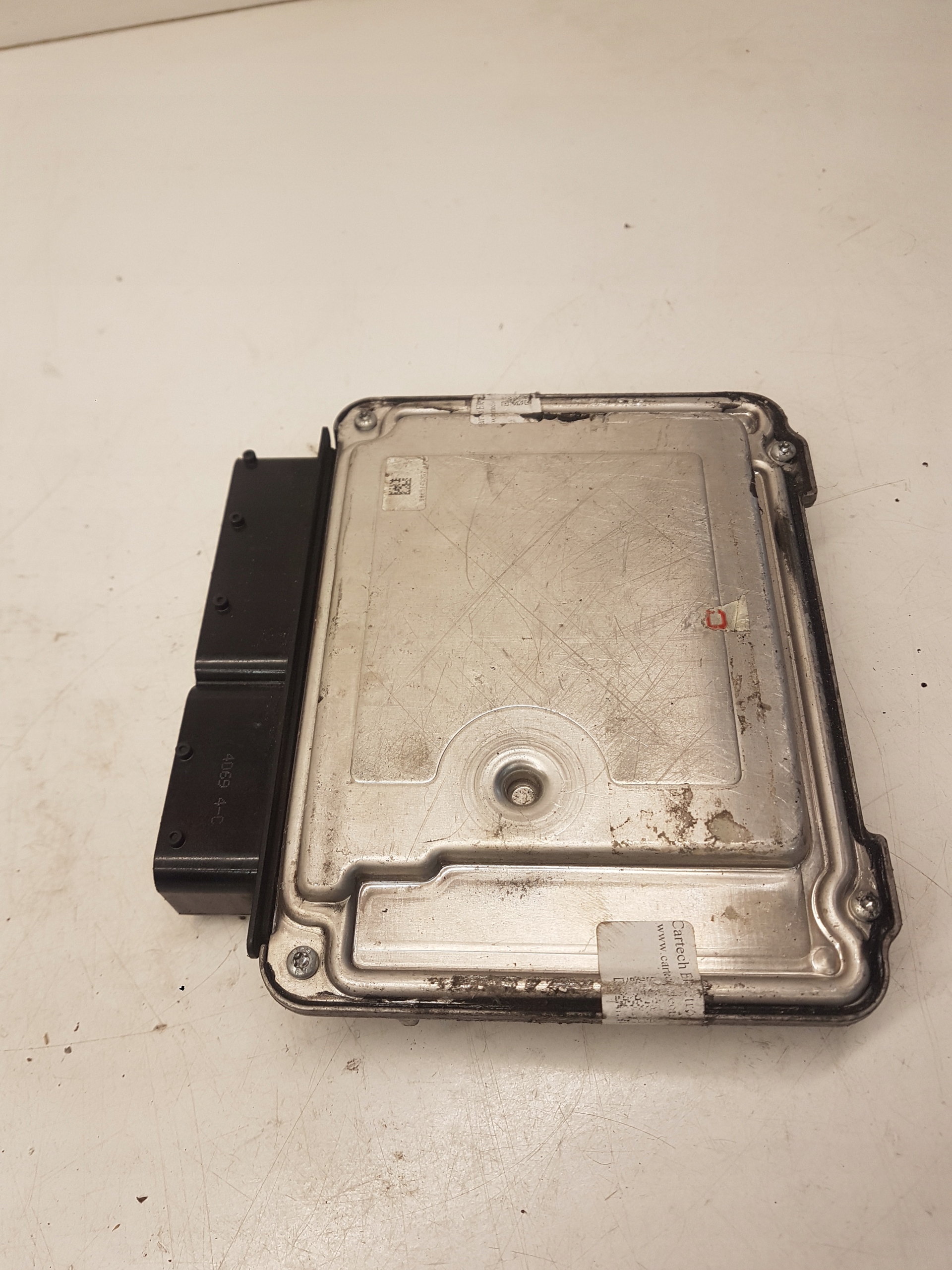 computer control unit of the engine AUDI VW 1.9 03G906056PM