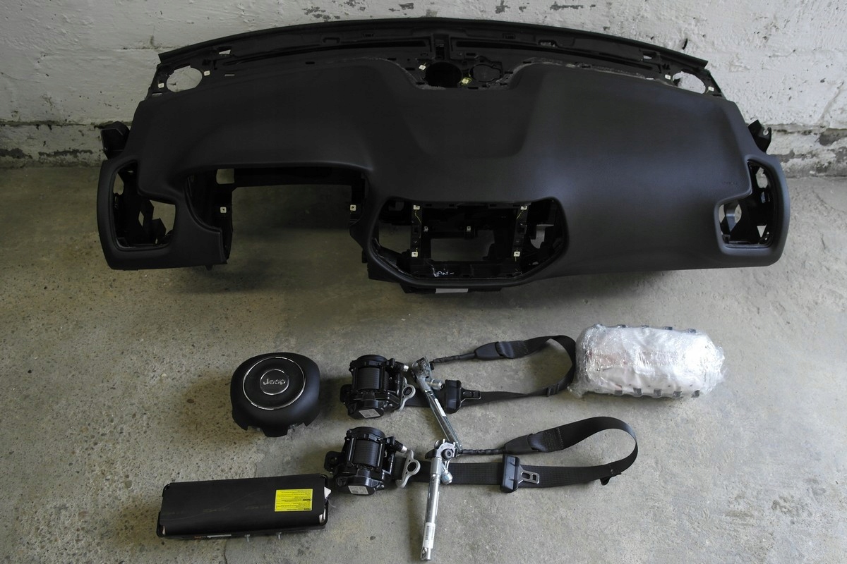 JEEP COMPASS II 2 KONSOLA AIRBAG KOKPIT PASY DESKA