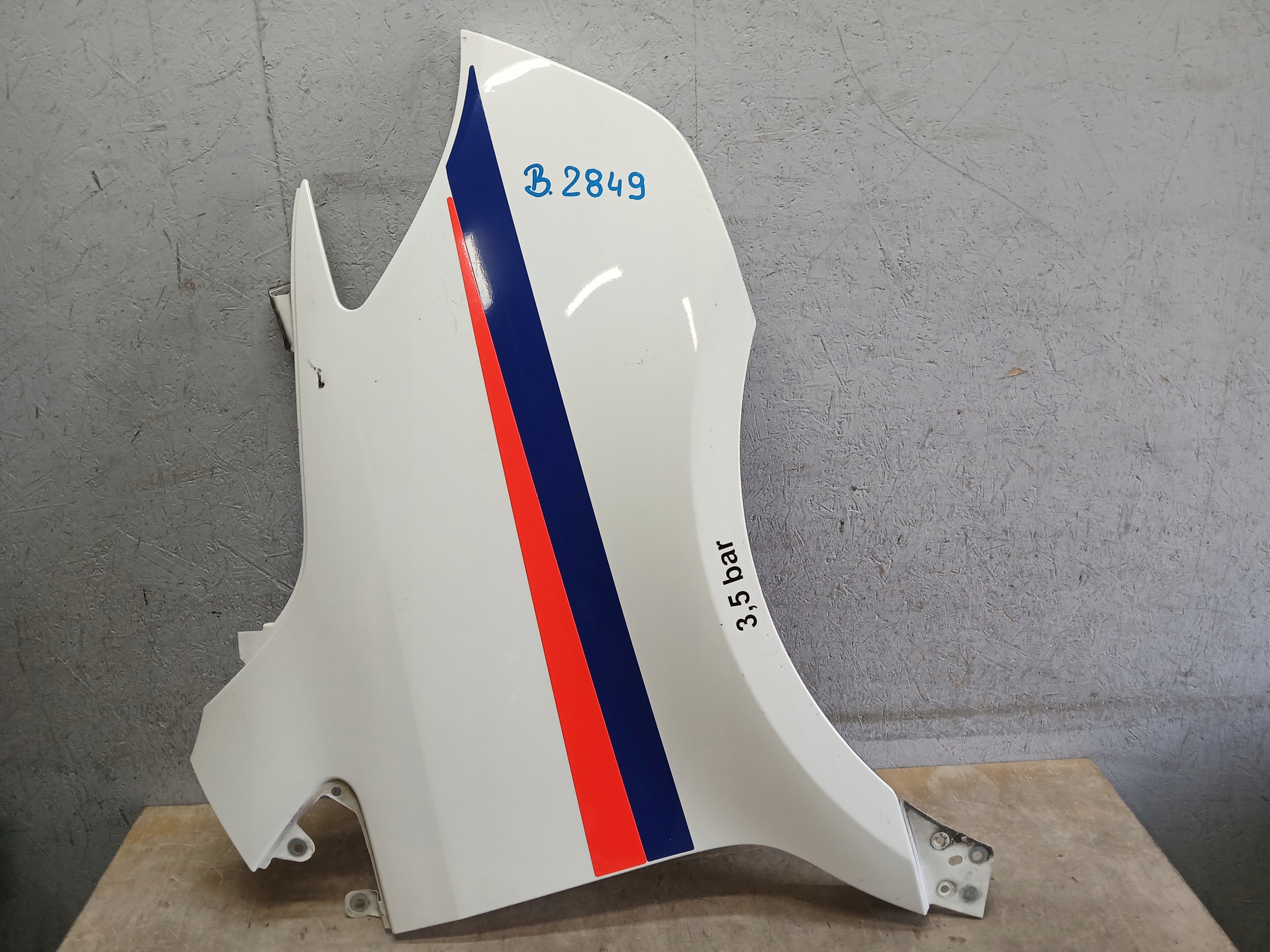 fender front right MERCEDES SPRINTER W907 W910