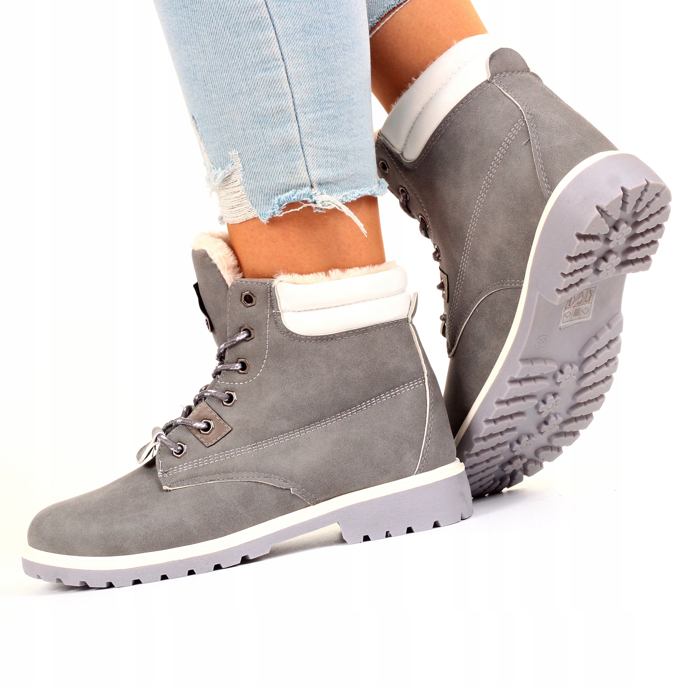 BUTY ZIMOWE OCIEPLANE TRAPERY BOTKI TIMBERKI Rozmiar 40