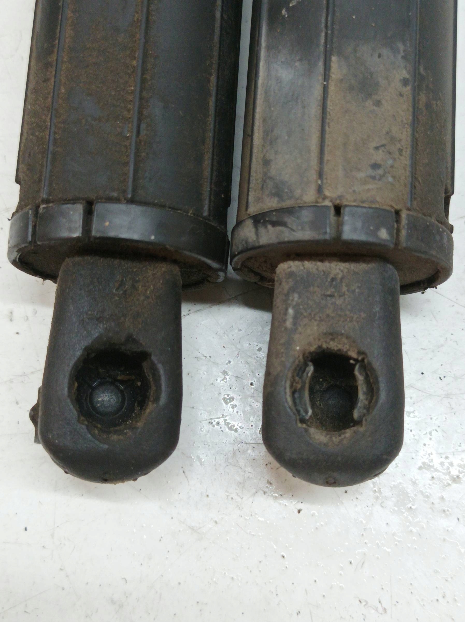 damper bonnet left right rear part KOMPLET Bmw X5 II (2006-2013) E70