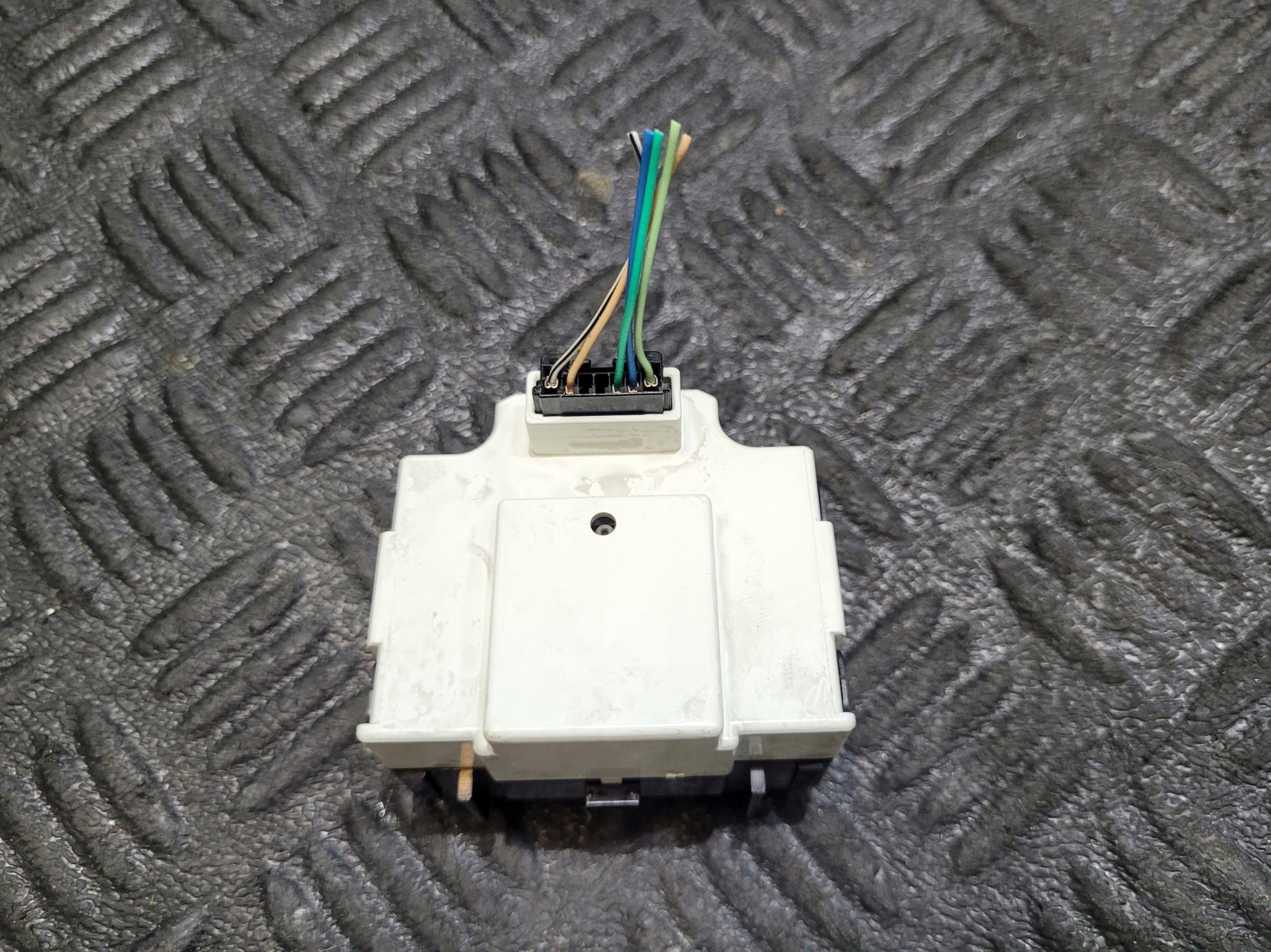 clock 83910-53130 LEXUS IS III 300 H