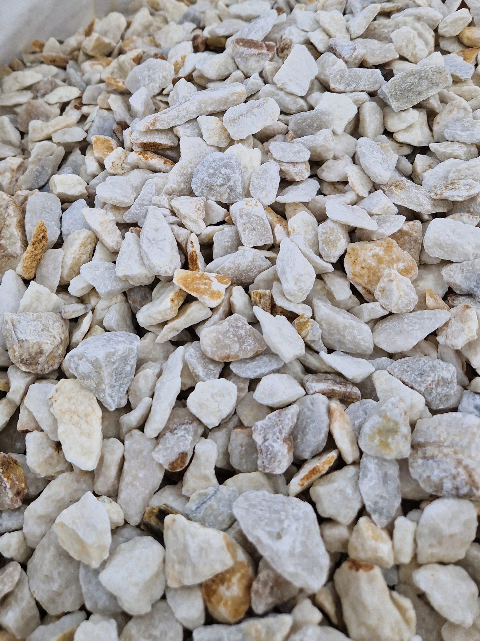 Gnejs Kora Kamienna Crystal White 16 Big bag