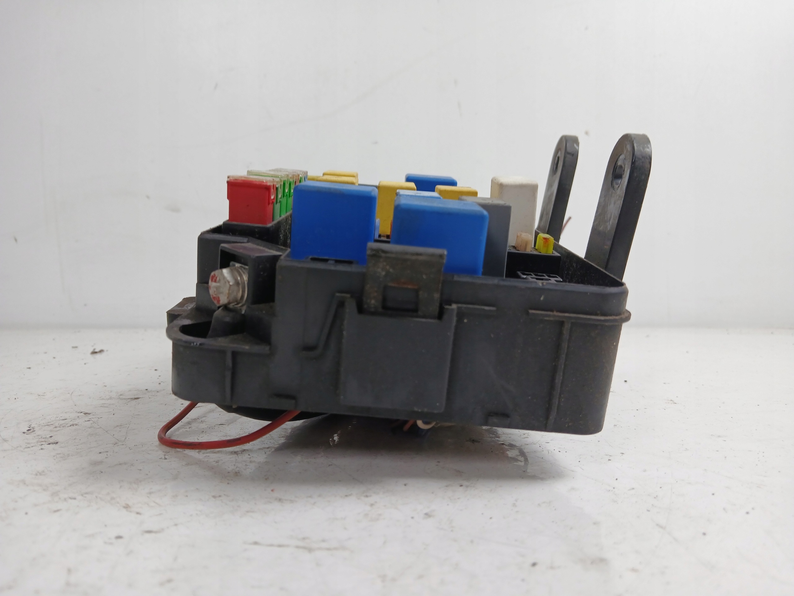 HYUNDAI TERRACAN and 2.9 CRDI fuse box