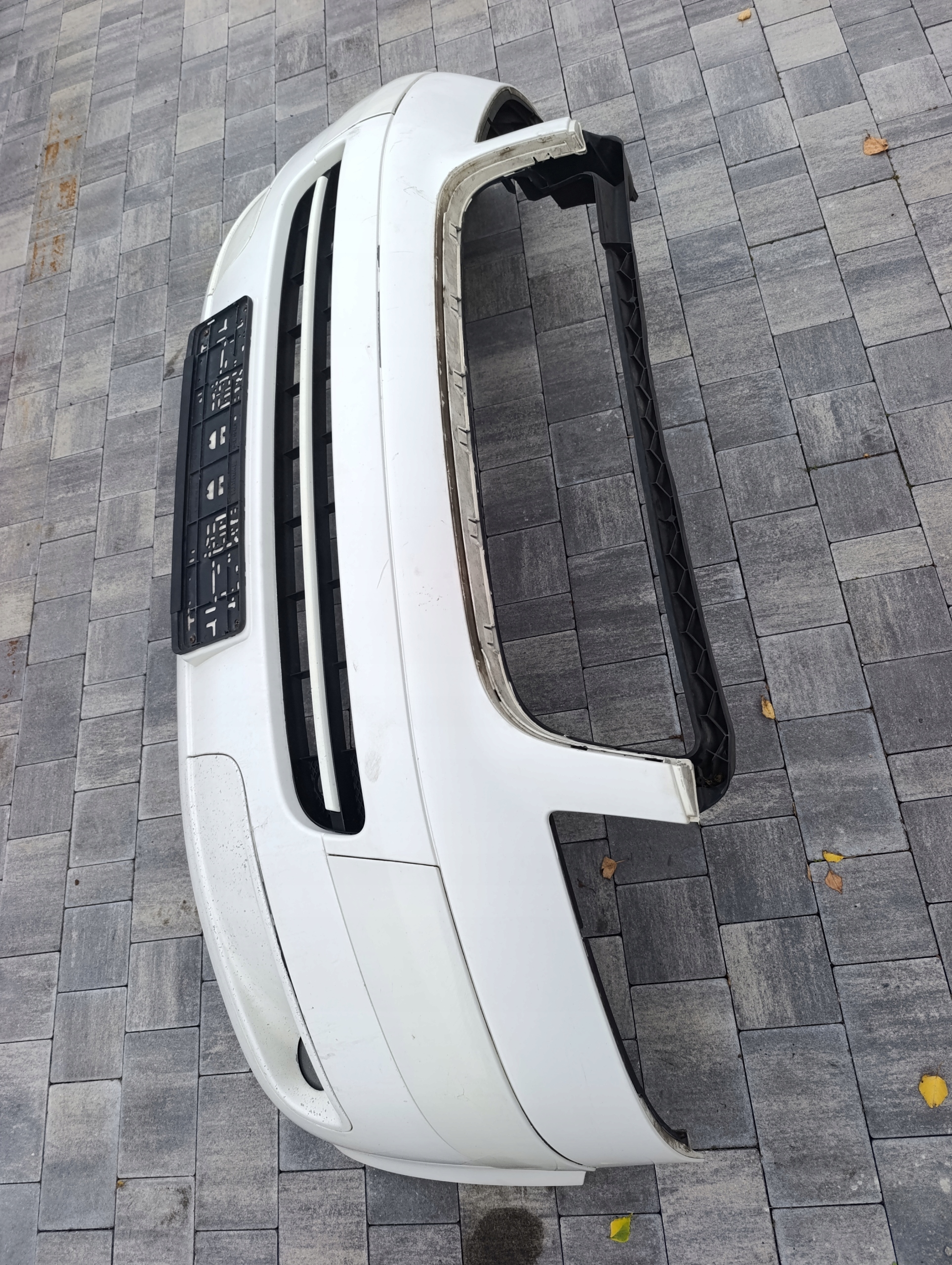 front bumper front VW T5 MULTIVAN complete bialy