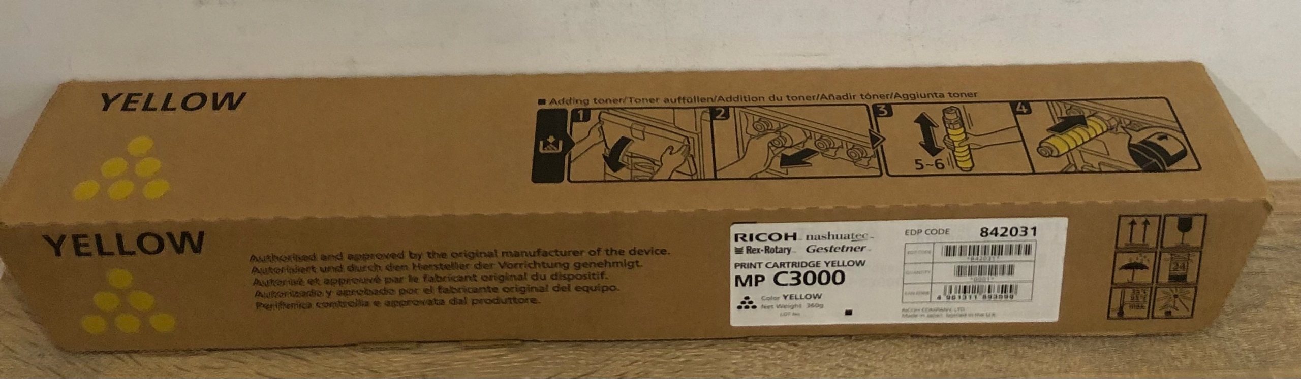 Žlutý toner Ricoh 842031